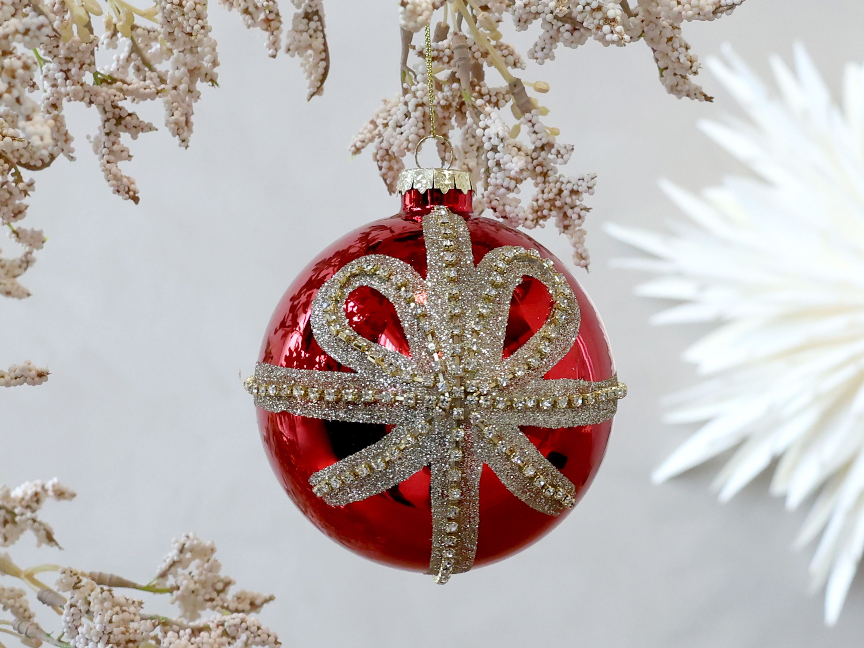 Weihnachtskugel aus Glas, 10 cm, Antique Cherry