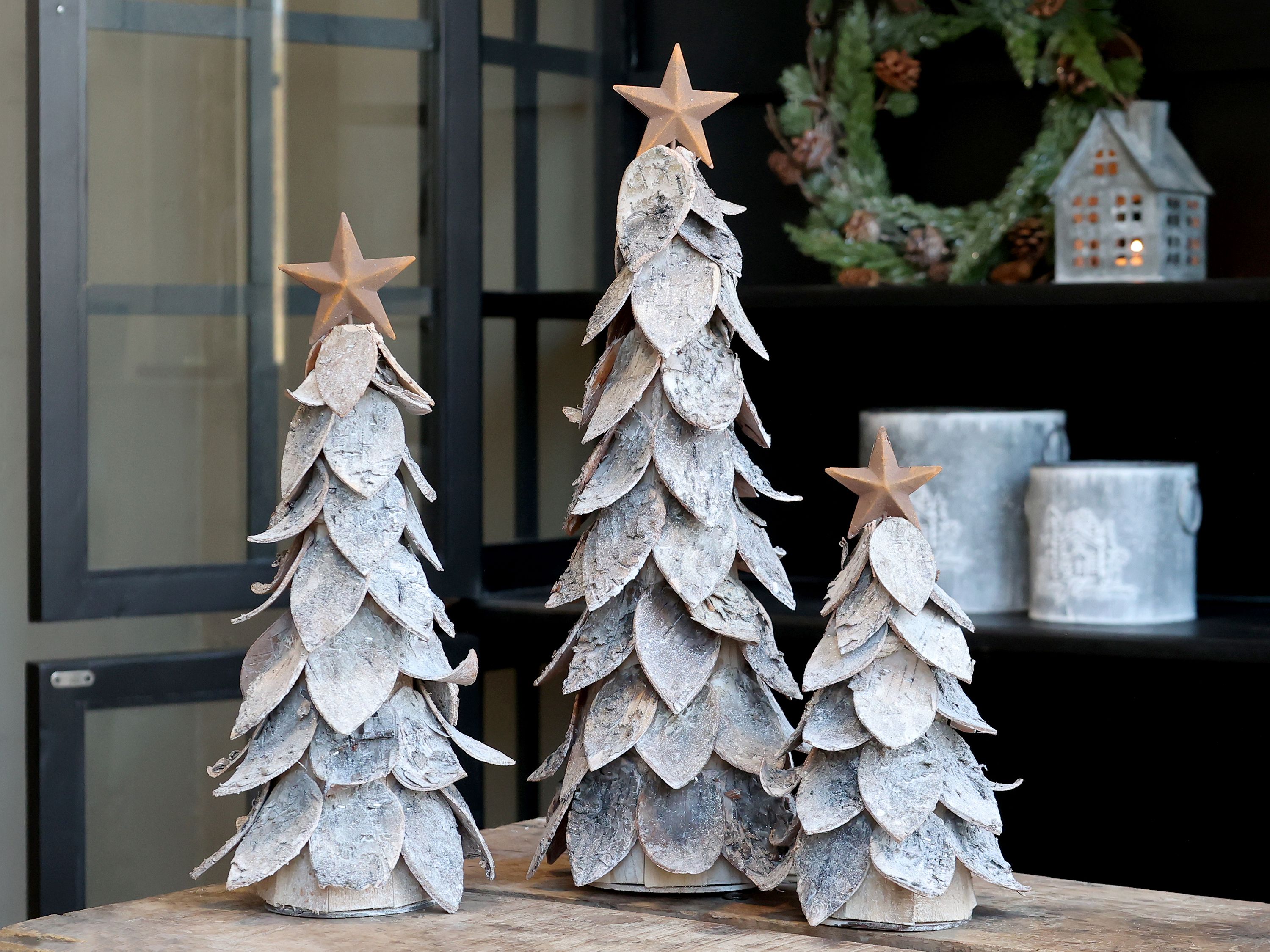 Weihnachtsbaum aus Birkenrinde mit Stern, 36 cm hoch