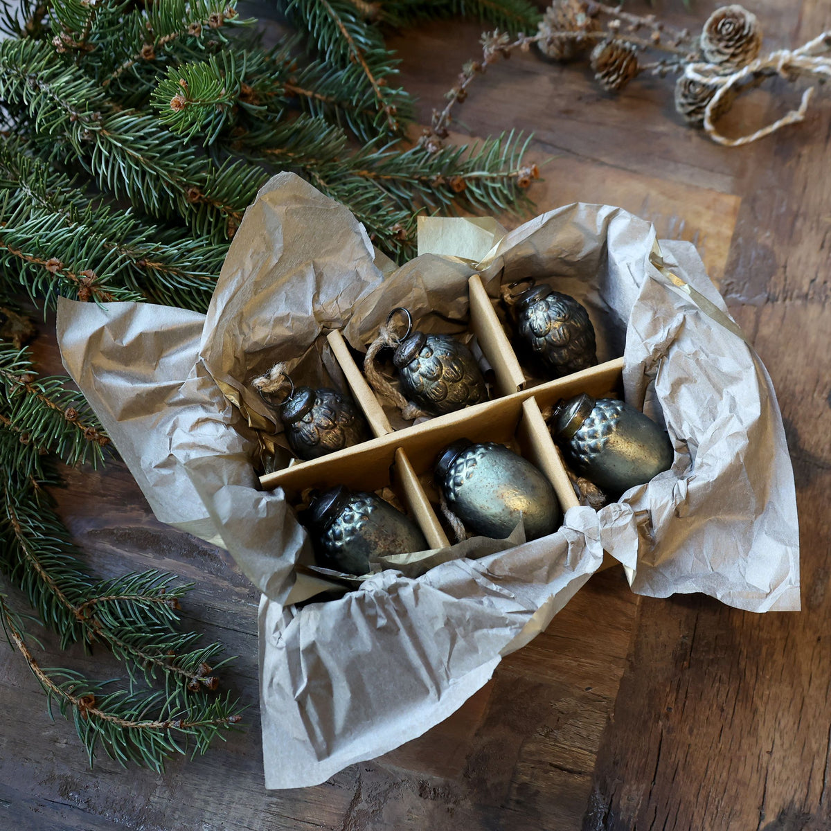 Weihnachtskugeln aus Glas, 6 Stück, antique olive
