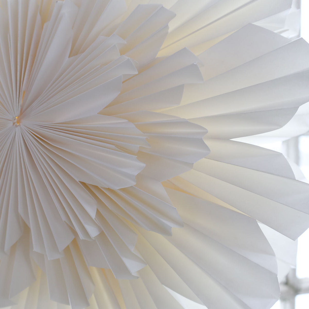 Papierstern Tischlampe mit Kabel, 40 cm, creme