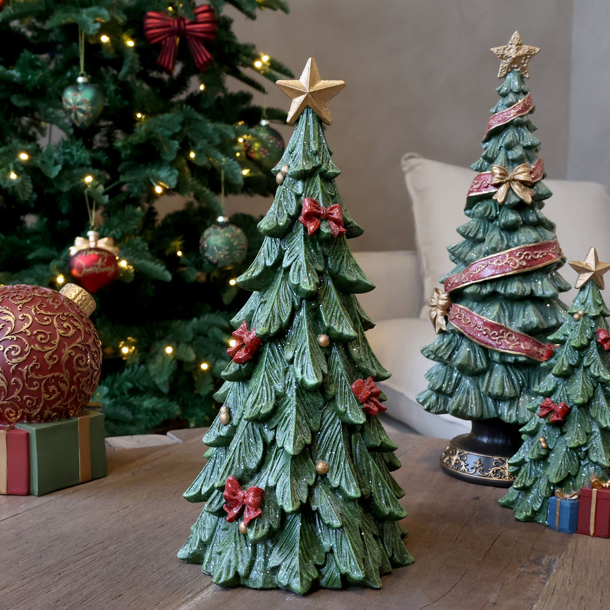 Weihnachtsbaum mit Schleifen – grün, 32 cm hoch