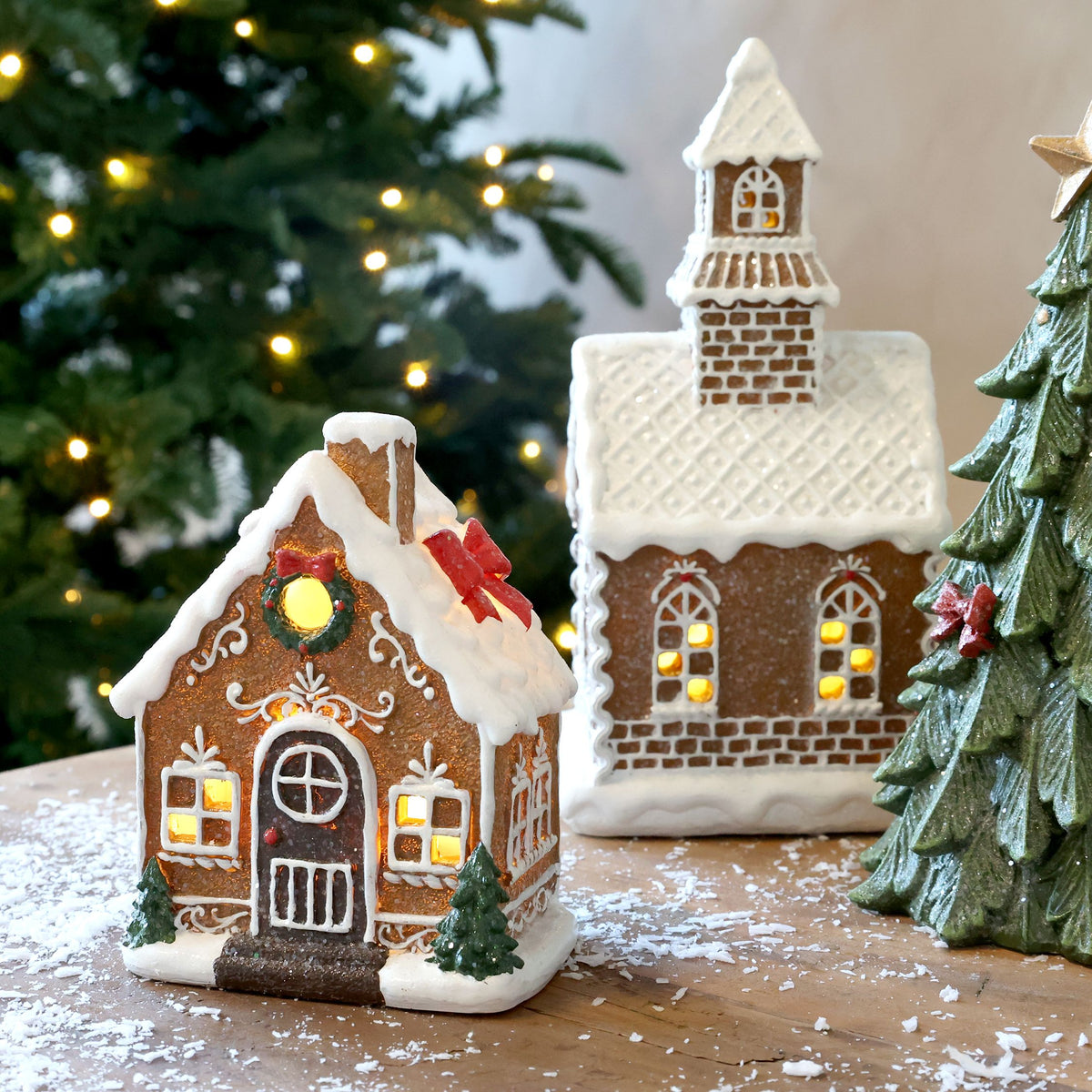 Noël Lebkuchenhaus mit LED – Deko in Mokka
