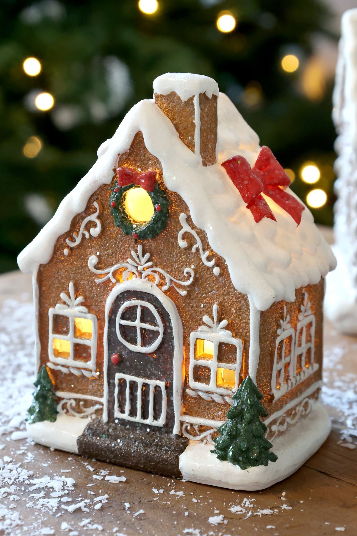 Noël Lebkuchenhaus mit LED – Deko in Mokka