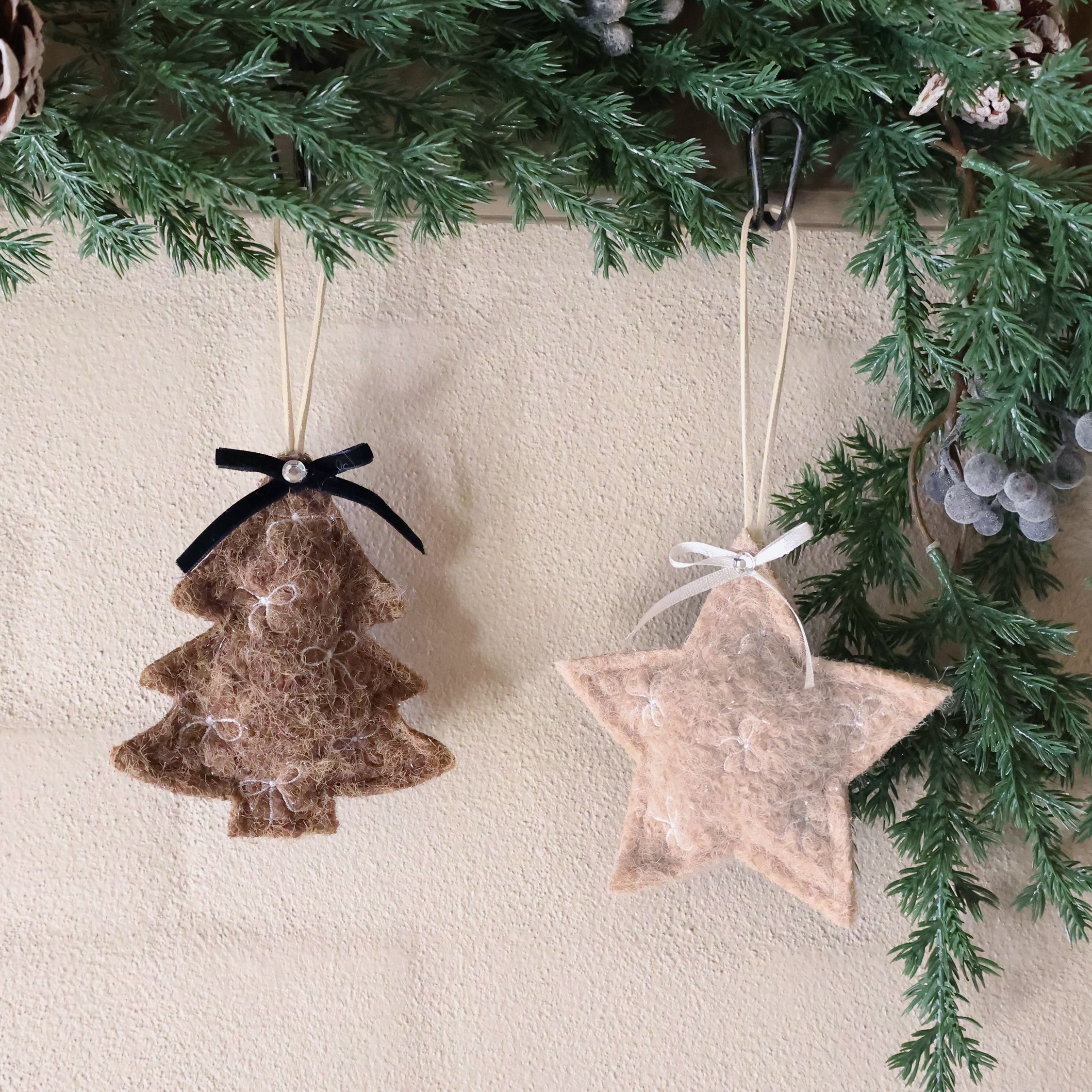 Weihnachtsbaum aus Filz mit Stern – 2er Set, beige und mocca