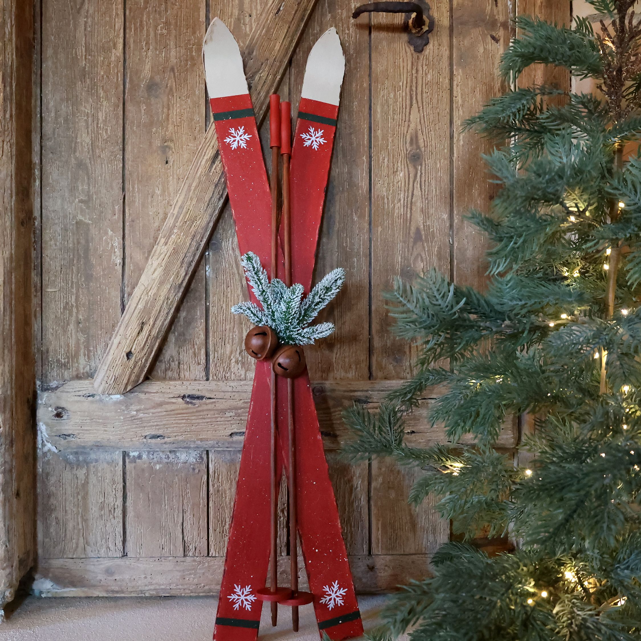Deko Ski aus Holz mit Stöcken, 90 cm hoch, antique cherry