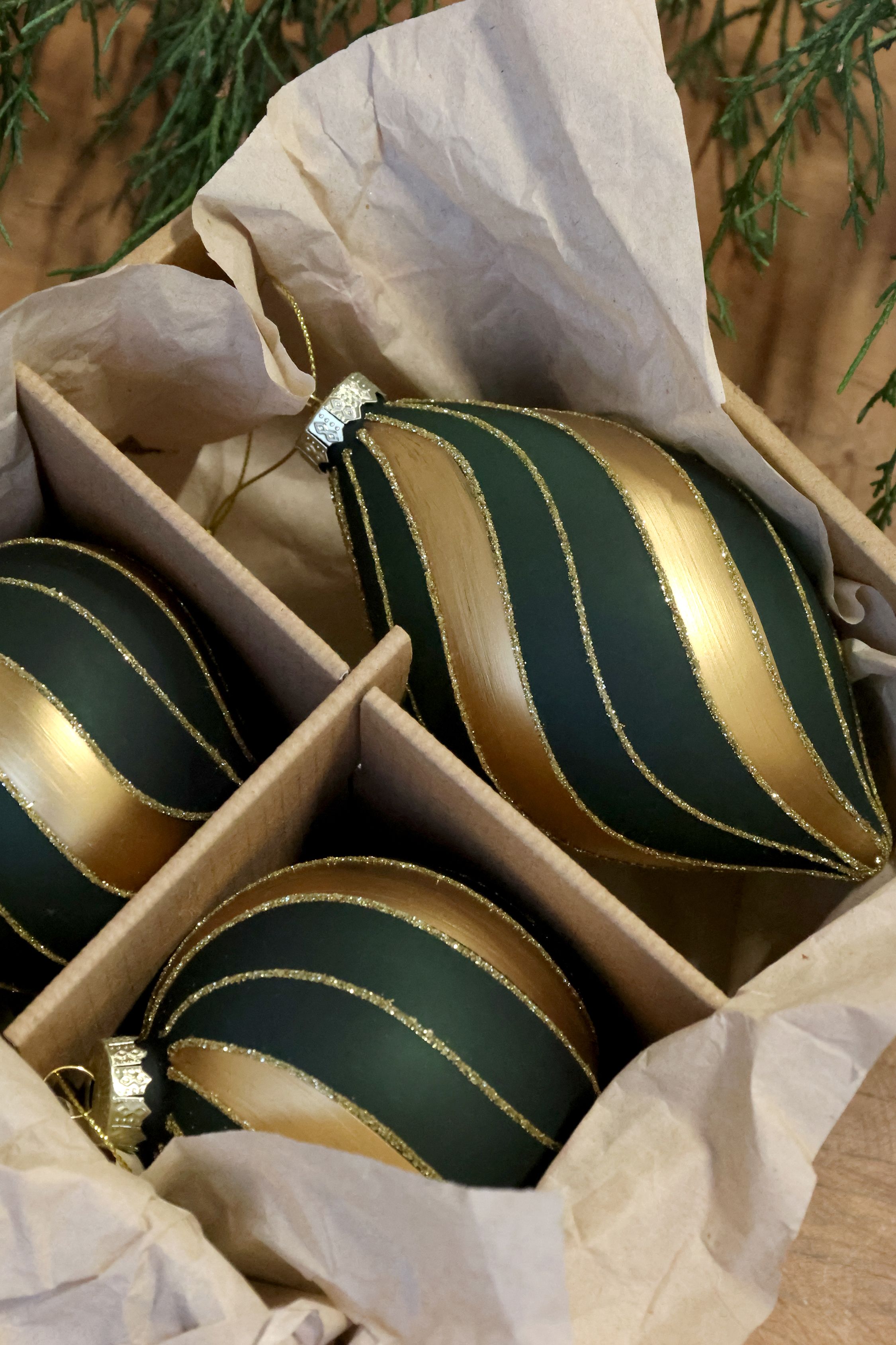 Weihnachtskugeln Set aus Glas, Eisen und Polyester, 3 Stück
