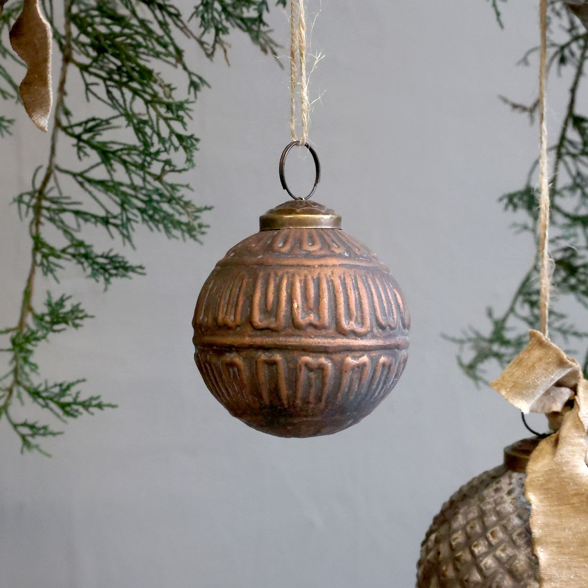 Weihnachtskugel aus Glas, 7 cm, antique mokka