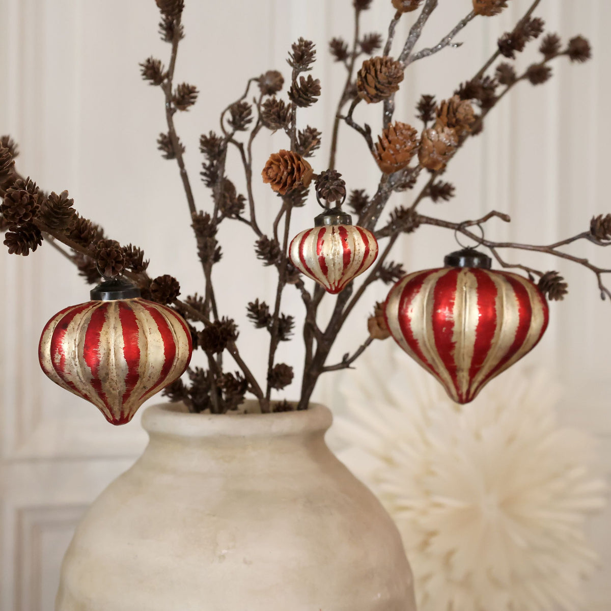 Weihnachtskugeln Set aus Glas, Eisen und Jute – 3 Stück
