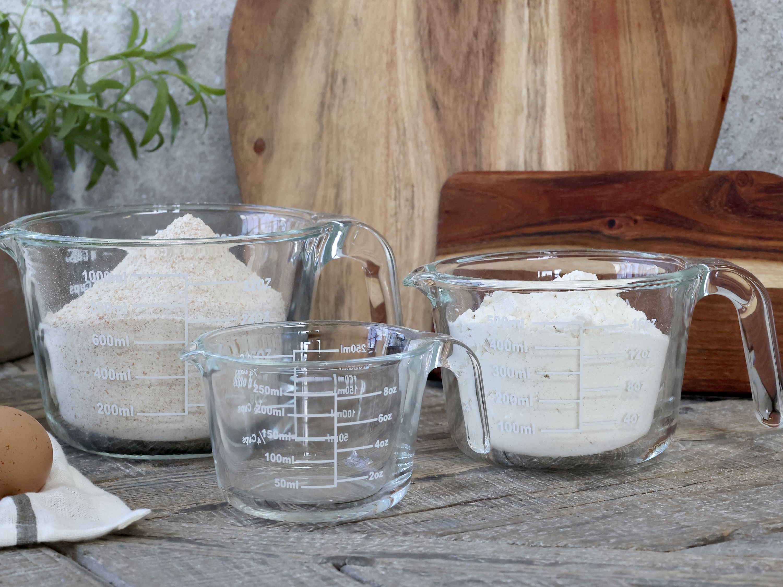 Glas Kanne mit Messeinheiten, 1000 ml, klar