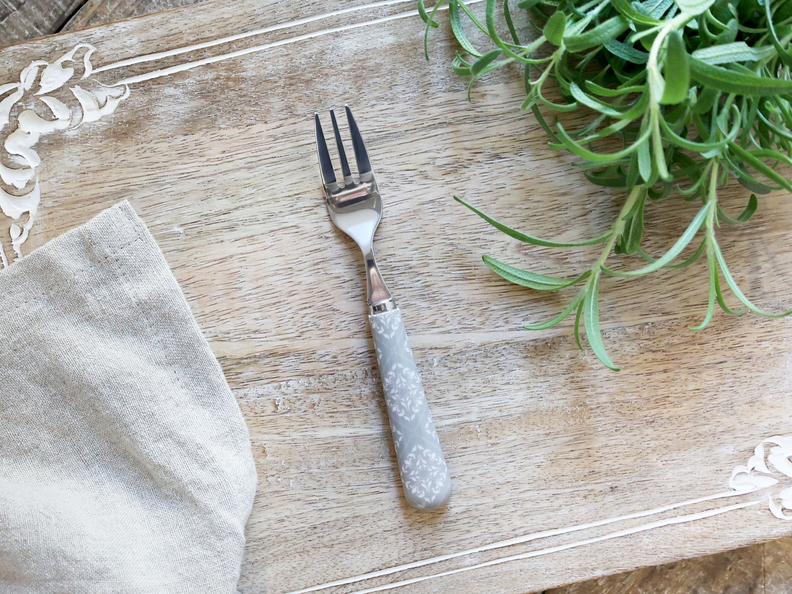 Besteck: Linas Kuchengabel mit Muster, 15,5 cm, grau