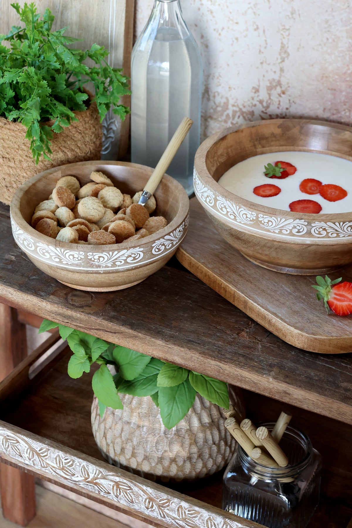 Tours Schüssel mit Schnitzereien, 20 cm, Mangoholz