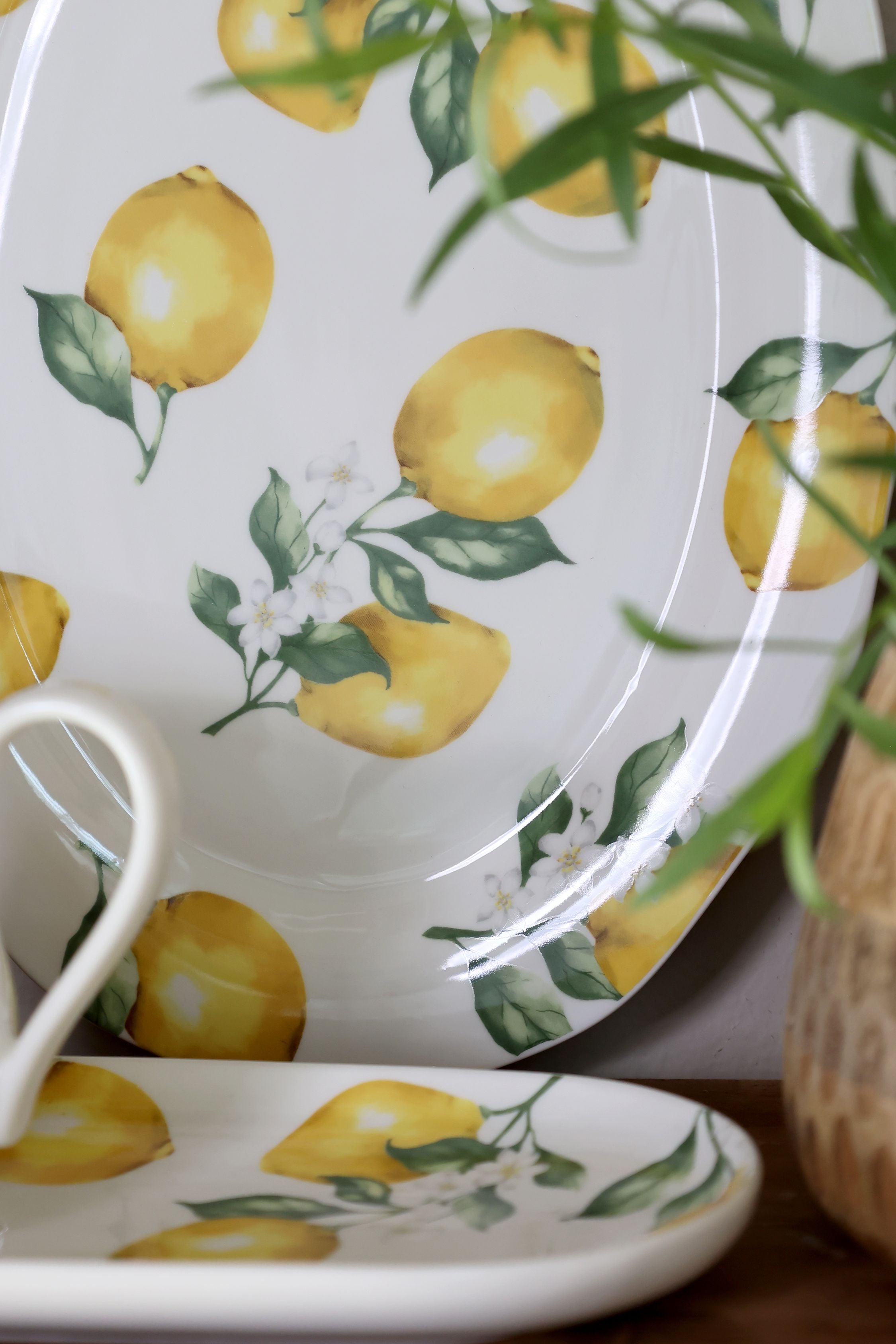 Tablett aus Porzellan, creme, 30 cm lang