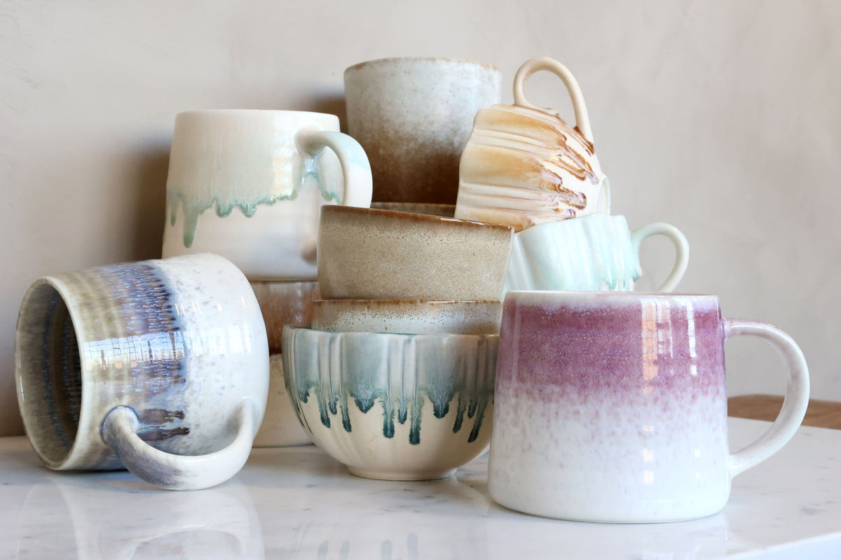 Becher mit Griff Wüstenrose – New Bone China, 8,5 cm hoch