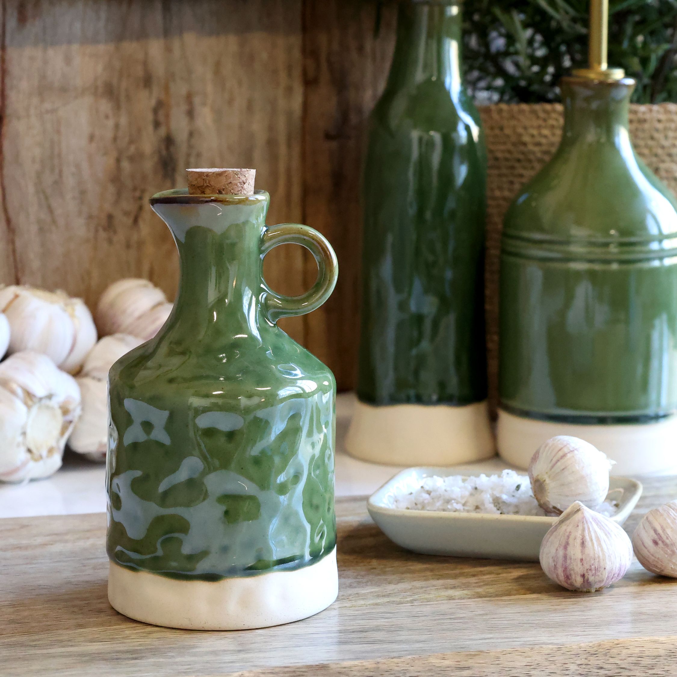 Steingut-Kanne mit Korkstopfen, oliv, 300 ml