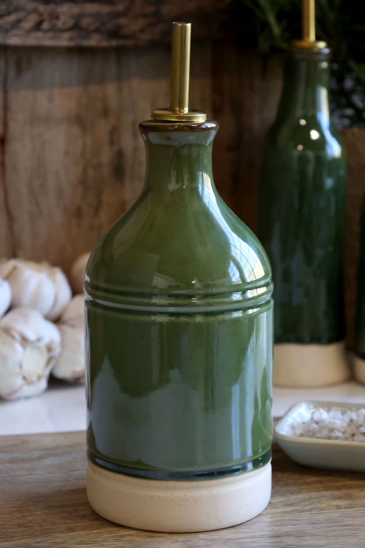 Kanne aus Steingut mit Weinausgießer, 600 ml, oliv