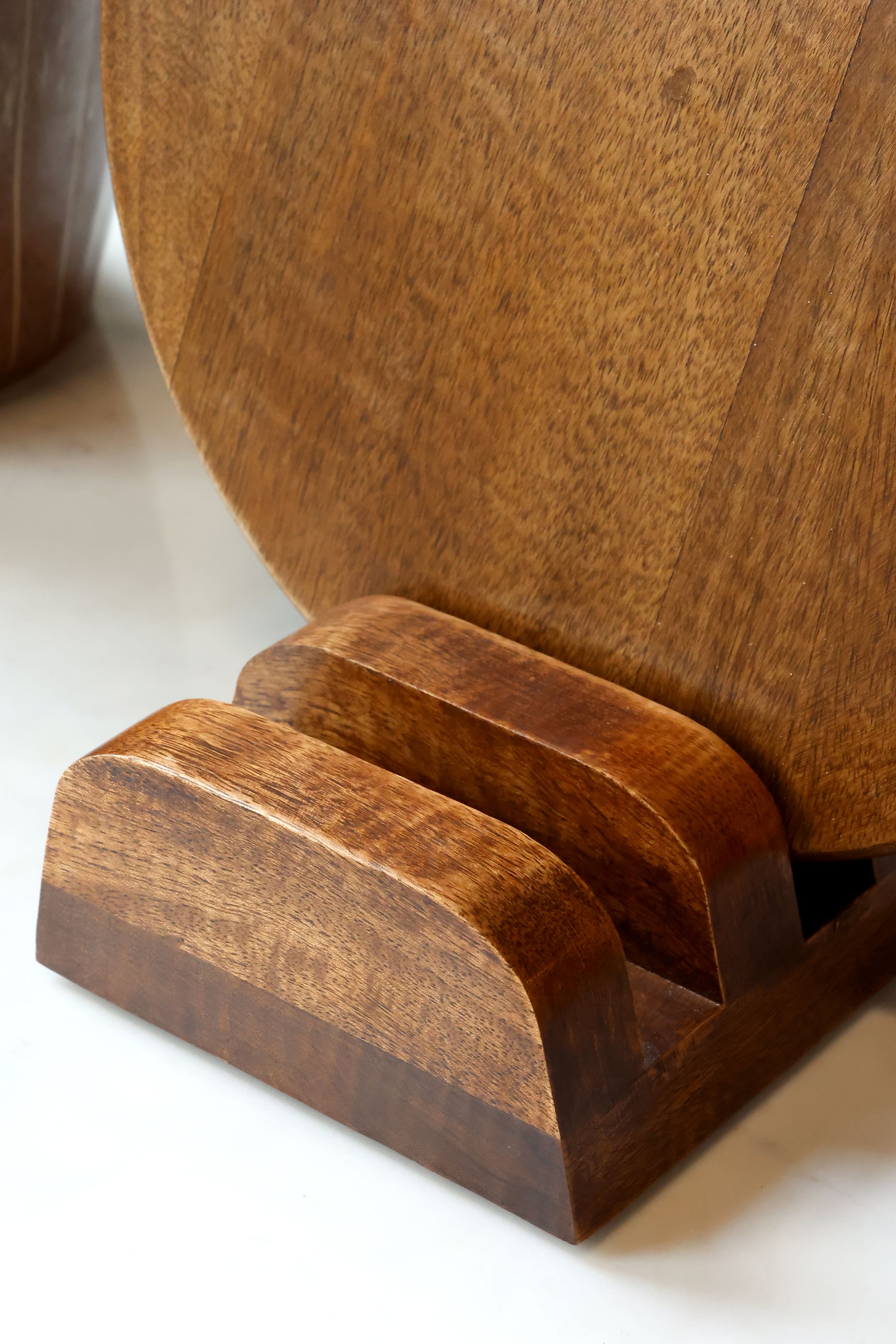 Aufbewahrung mit 3 Fächern aus Mangoholz, 23 cm breit