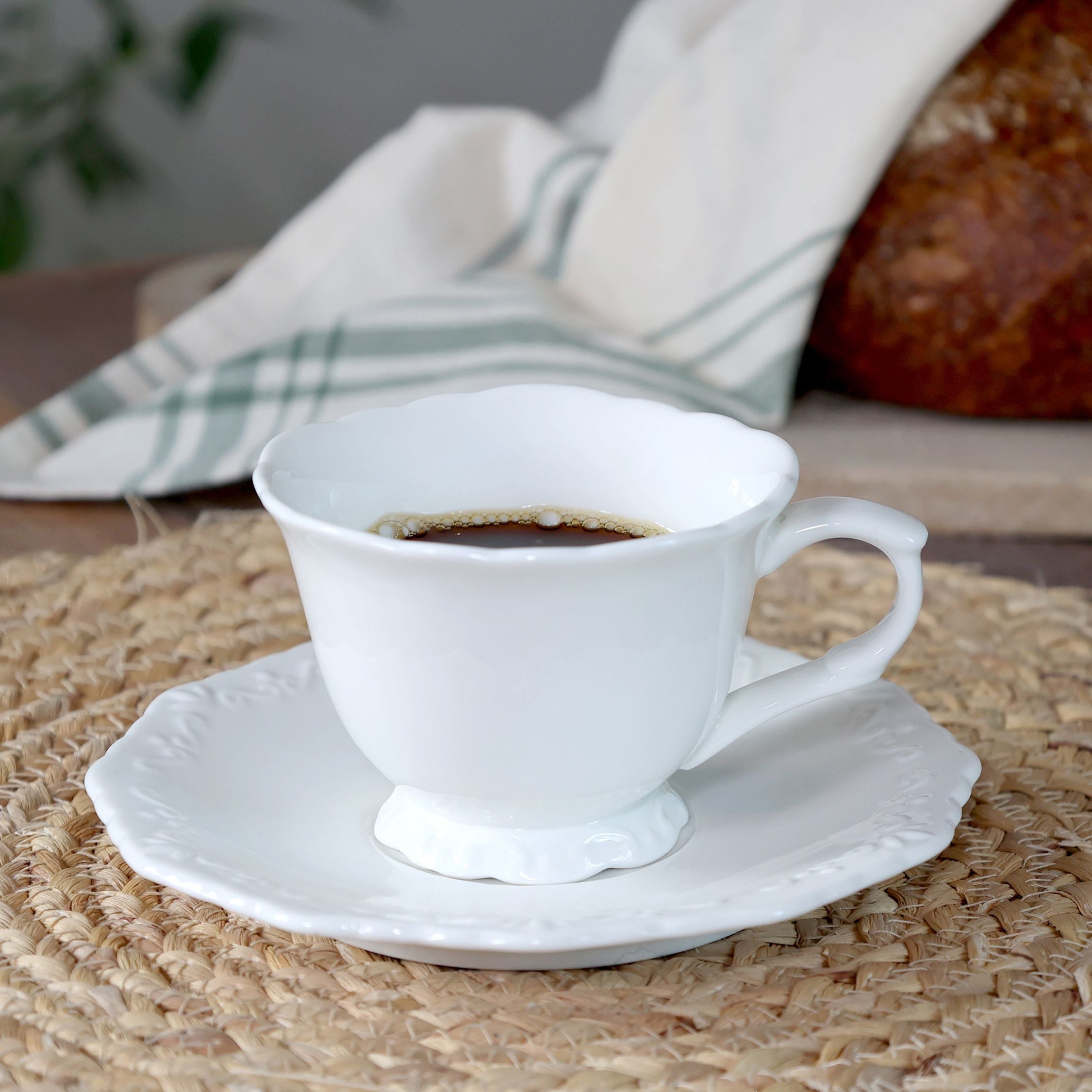 Provence Kaffeetasse mit Untertasse, Porzellan, 9,5 cm, weiß
