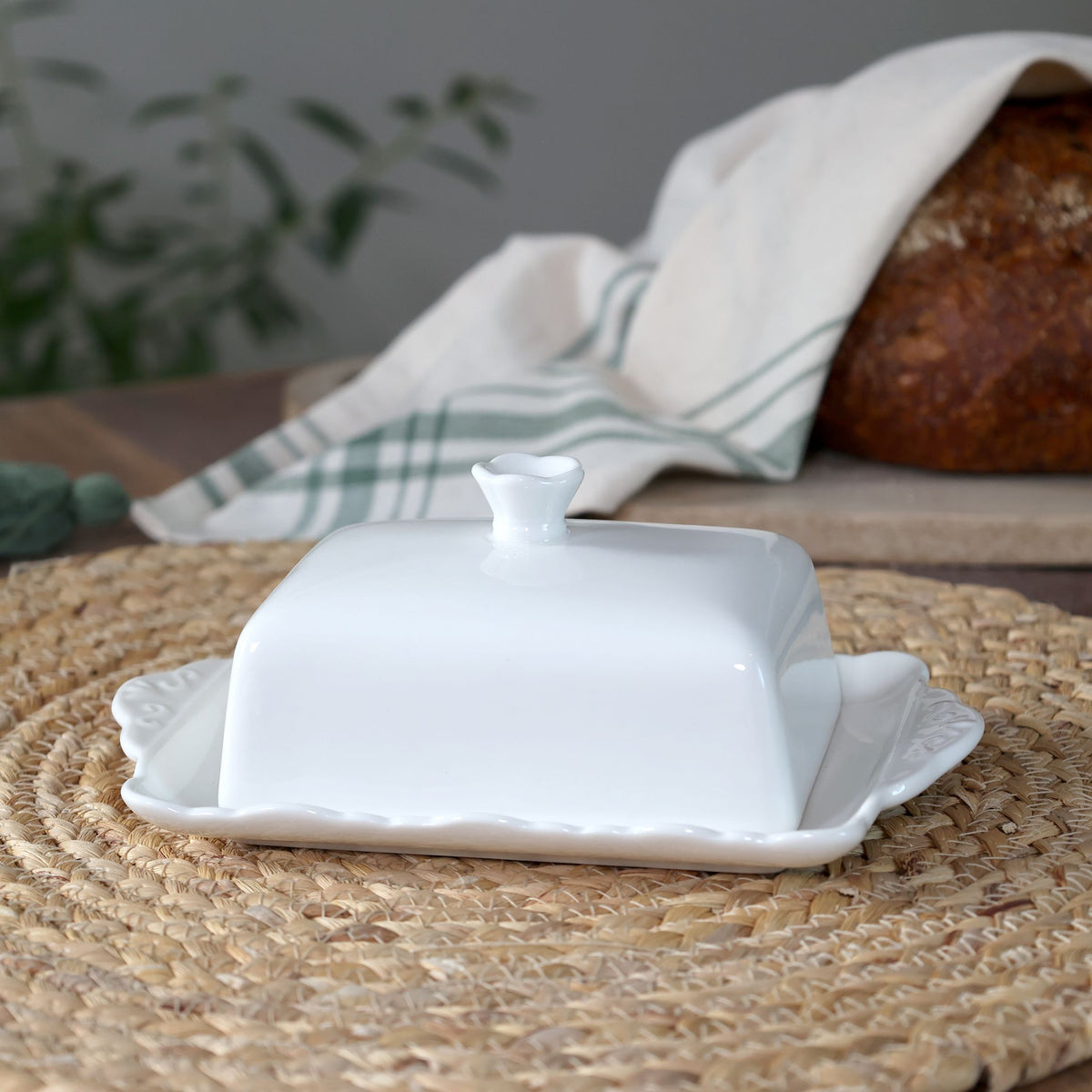 Aufbewahrung Butterdose Provence aus Porzellan, weiß, 20 cm