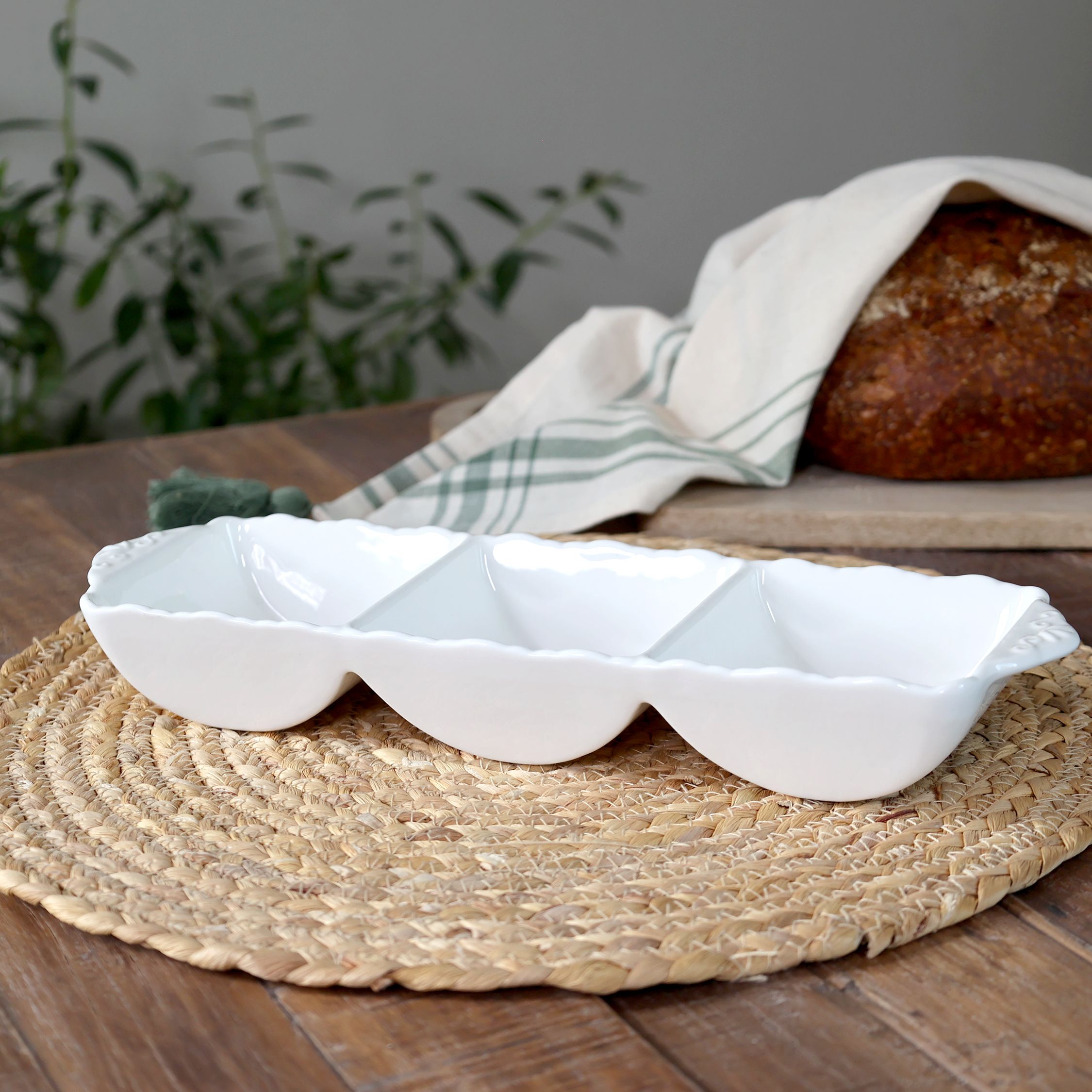 Deko Tablett mit 3 Fächern aus Porzellan, 33 cm lang