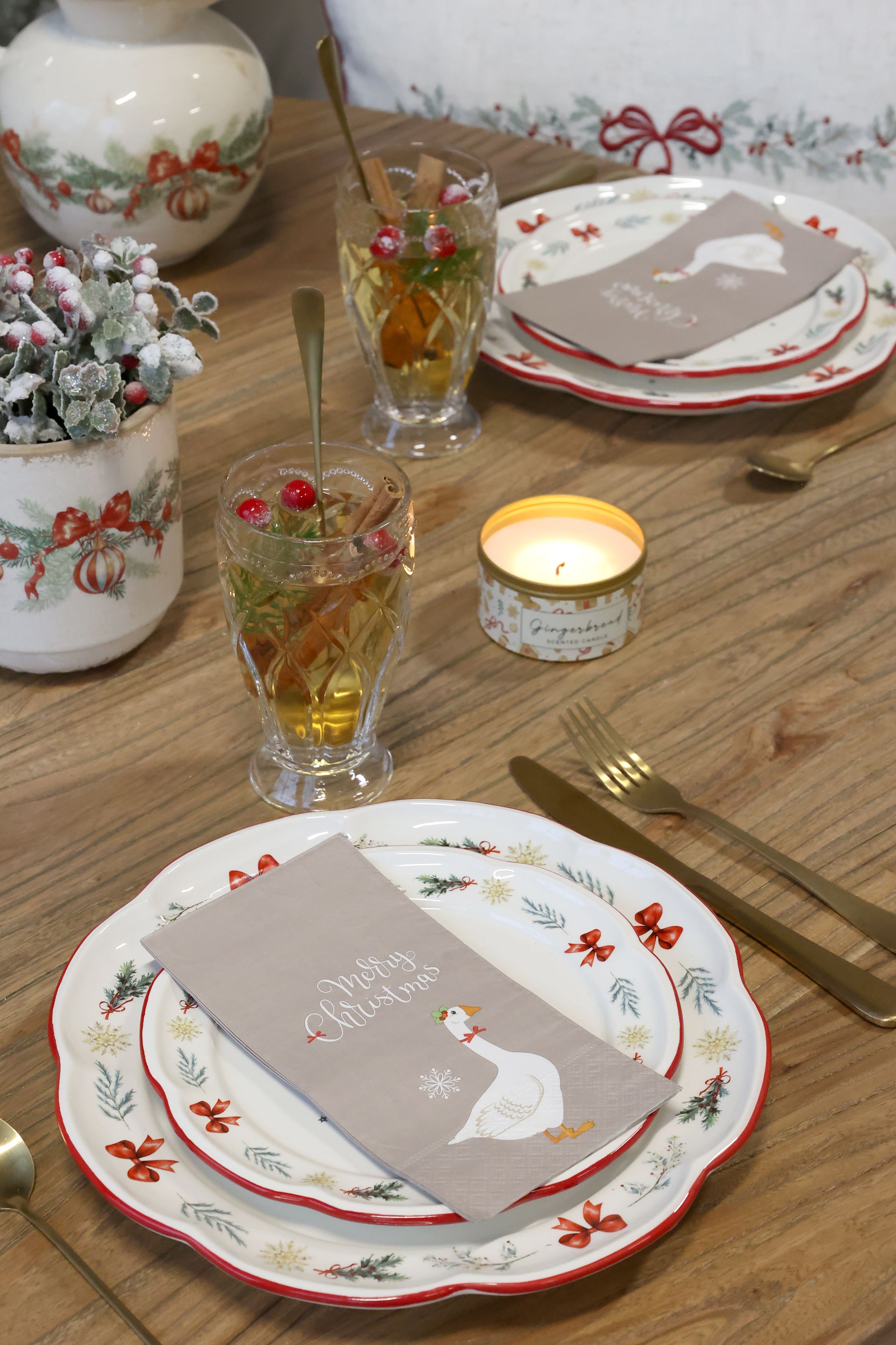Chalet de Noël Mittagsteller – Deko Schale, 28 cm, Cherry