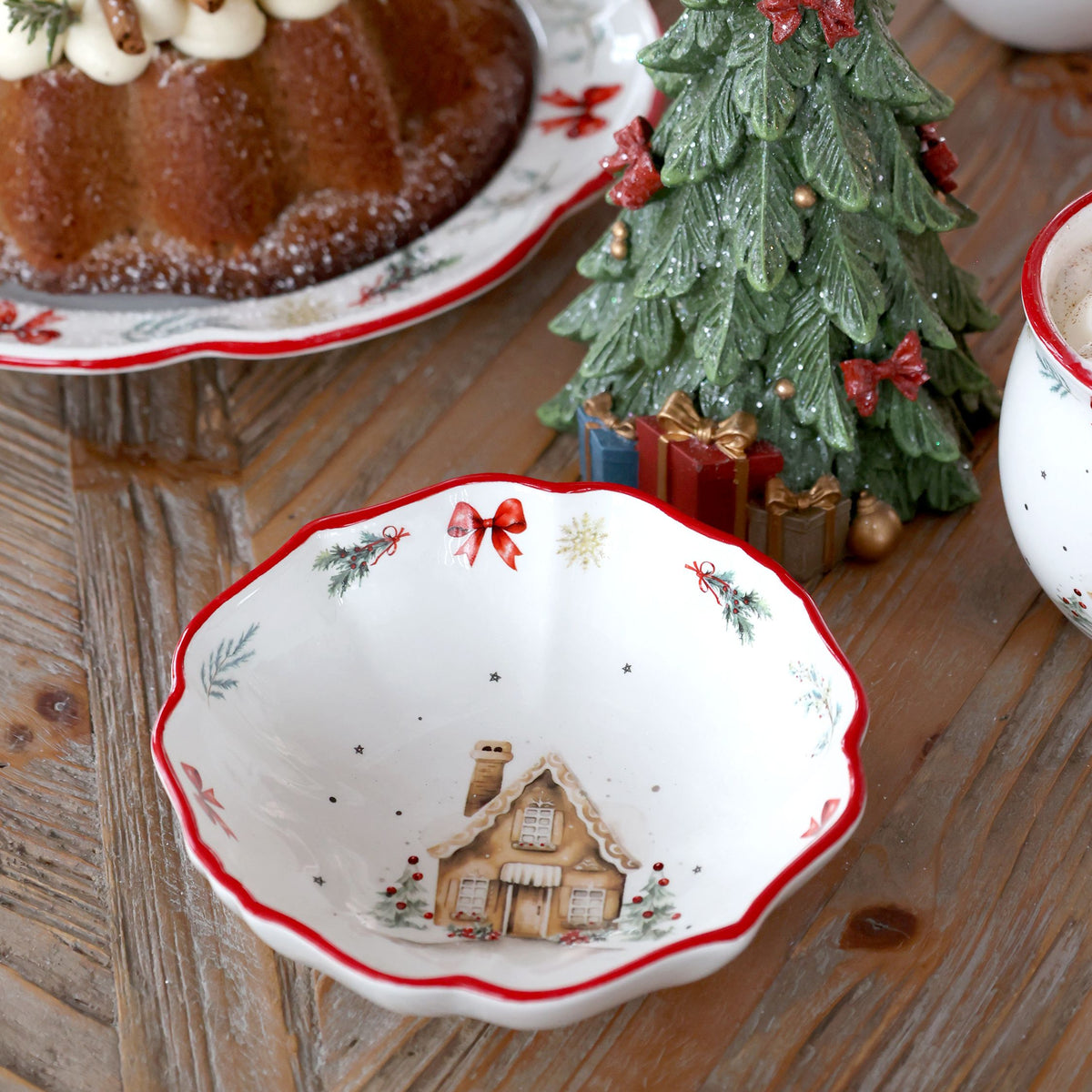 Chalet de Noël Schüssel aus Dolomit, 14 cm, Kirschrot
