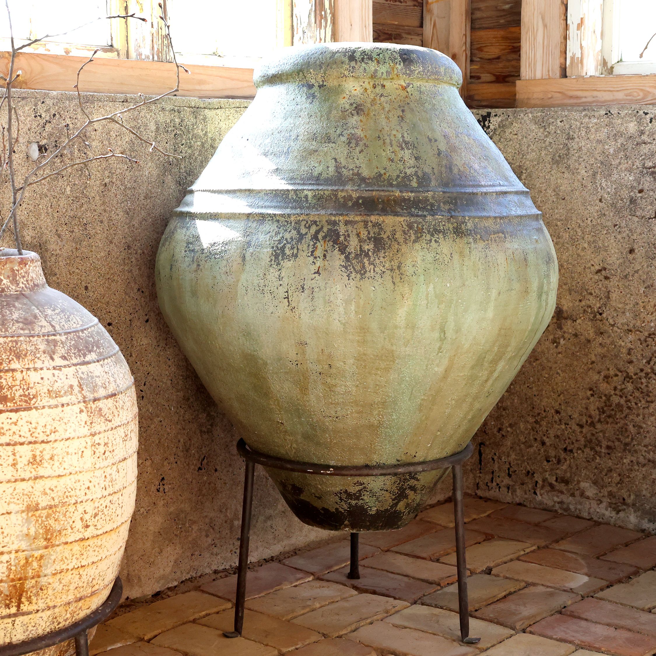 Übertopf groß mit Gestell, antique verte, 75 cm