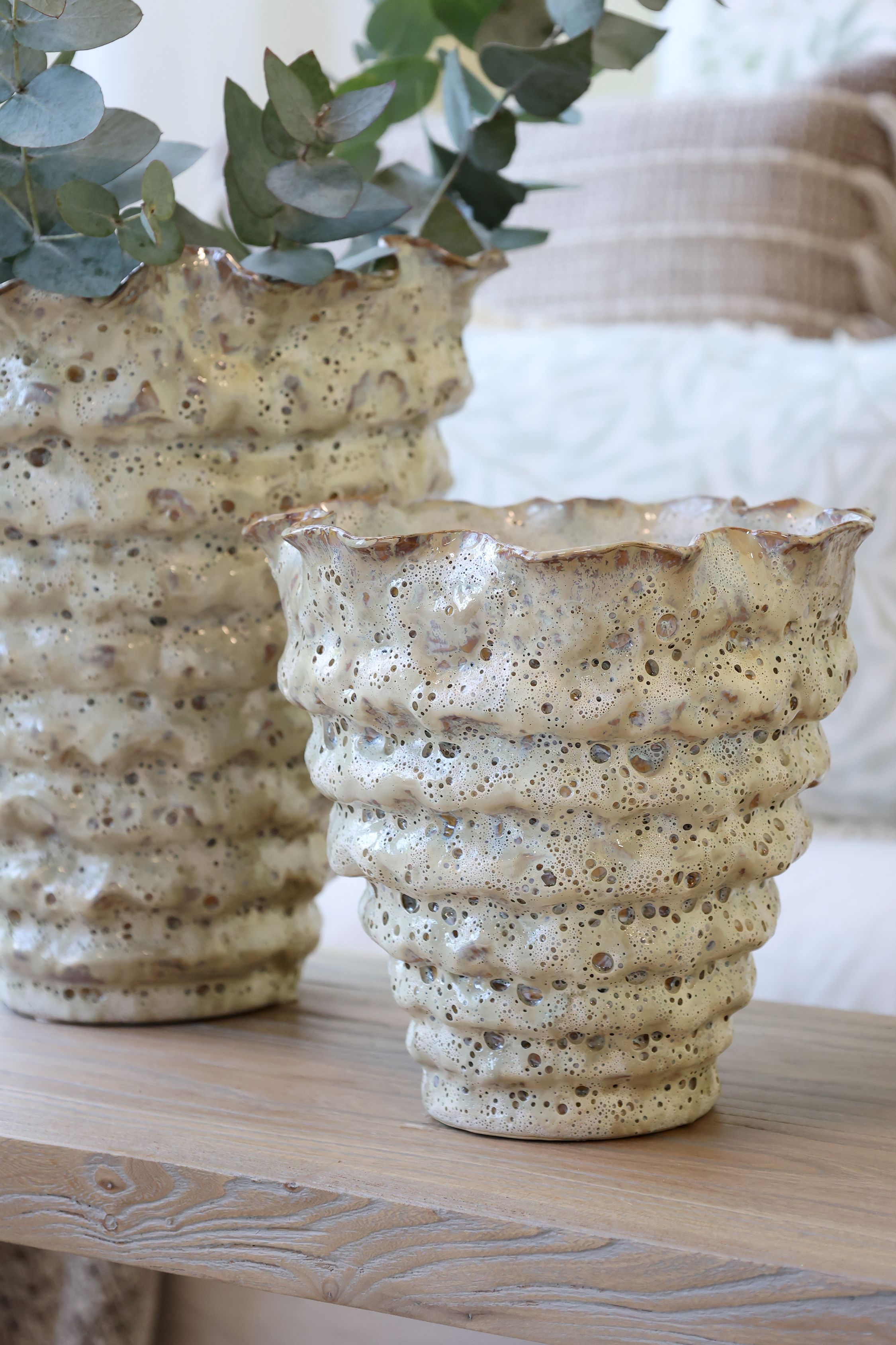 Vase mit Rillen in Antique Creme, 21 cm hoch