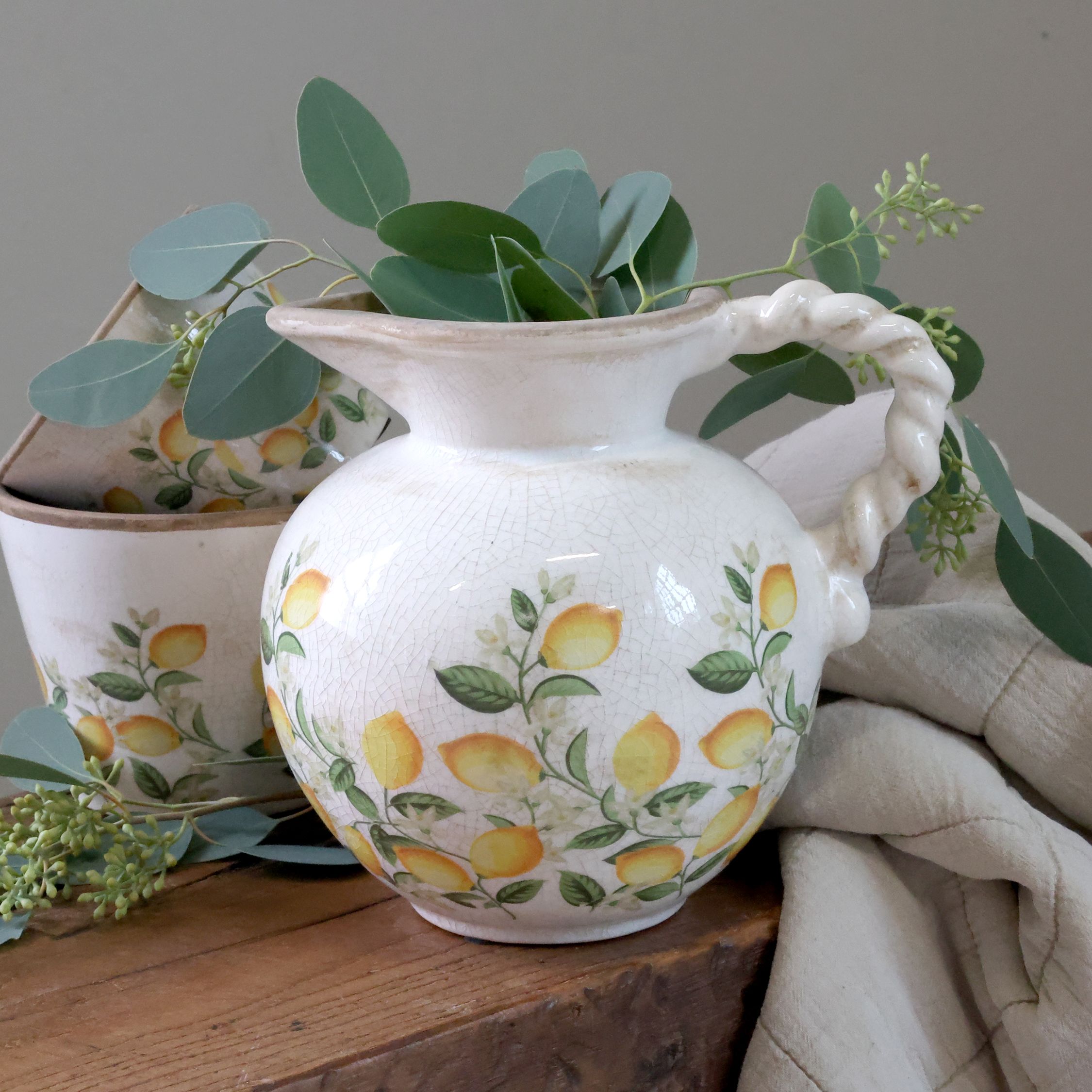 Kanne als Übertopf für Blumen, 18,5 cm hoch, creme