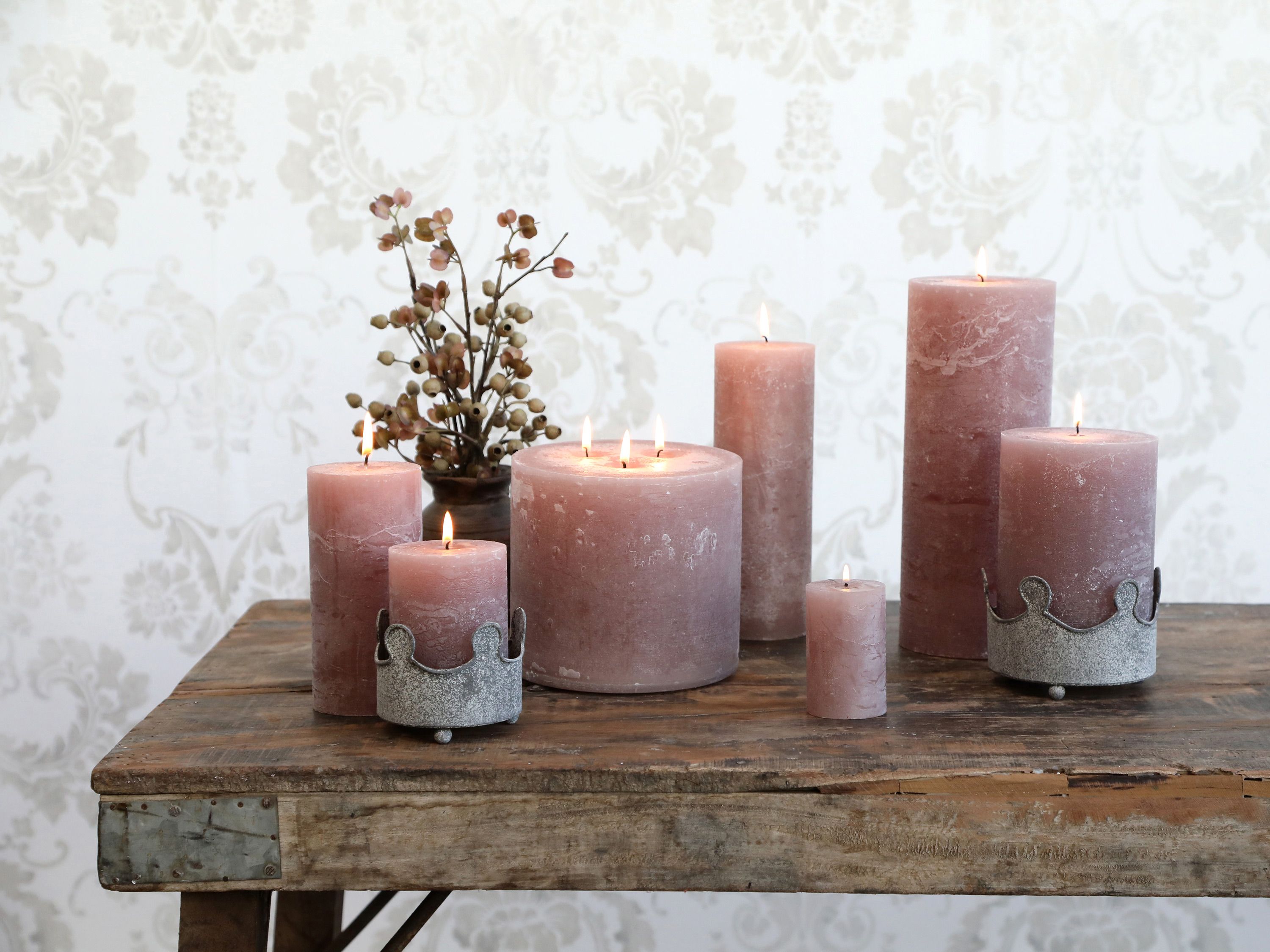 Stumpenkerze Macon in Taupe, 8 cm hoch