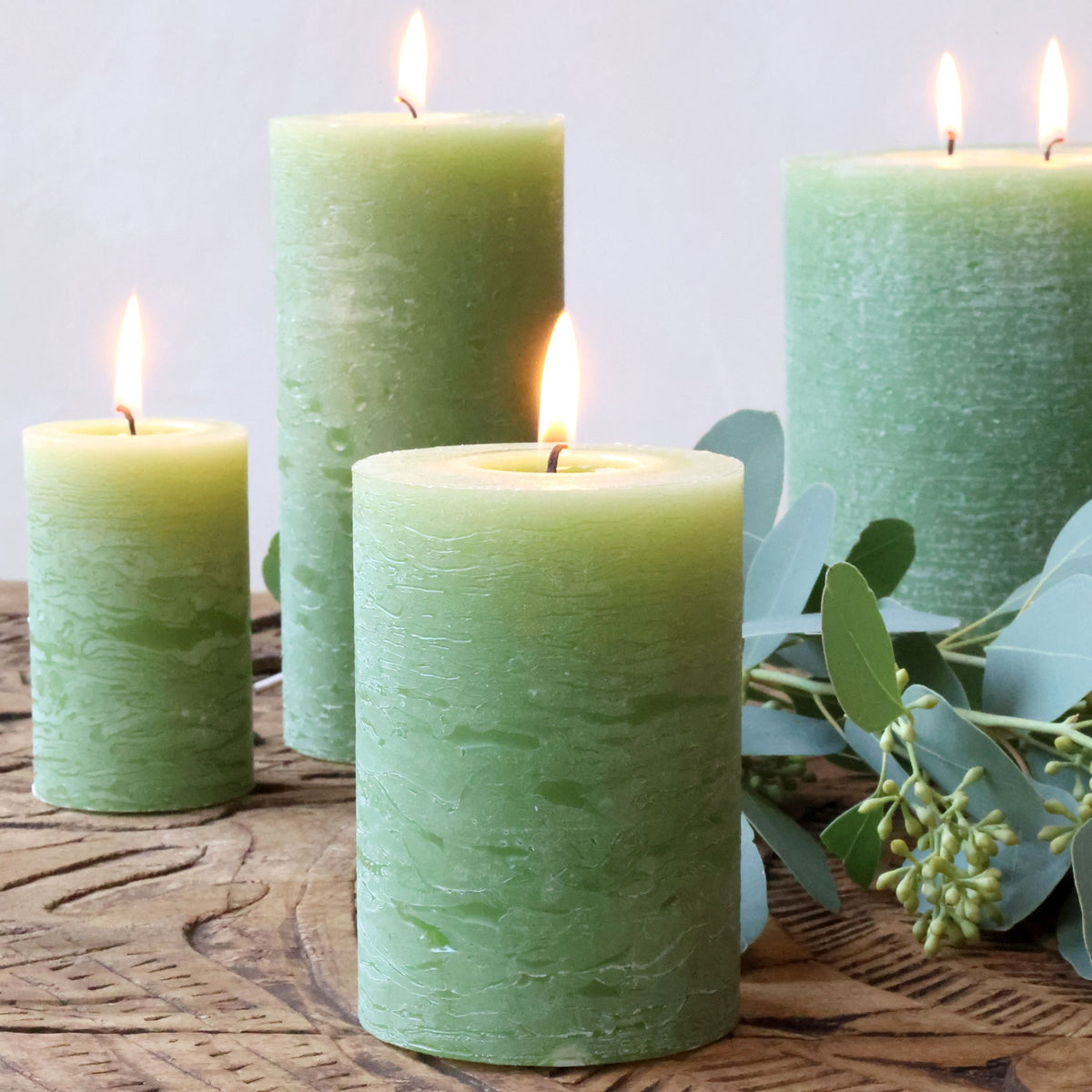 Stumpenkerze Macon in Forrest Green, 10 cm hoch