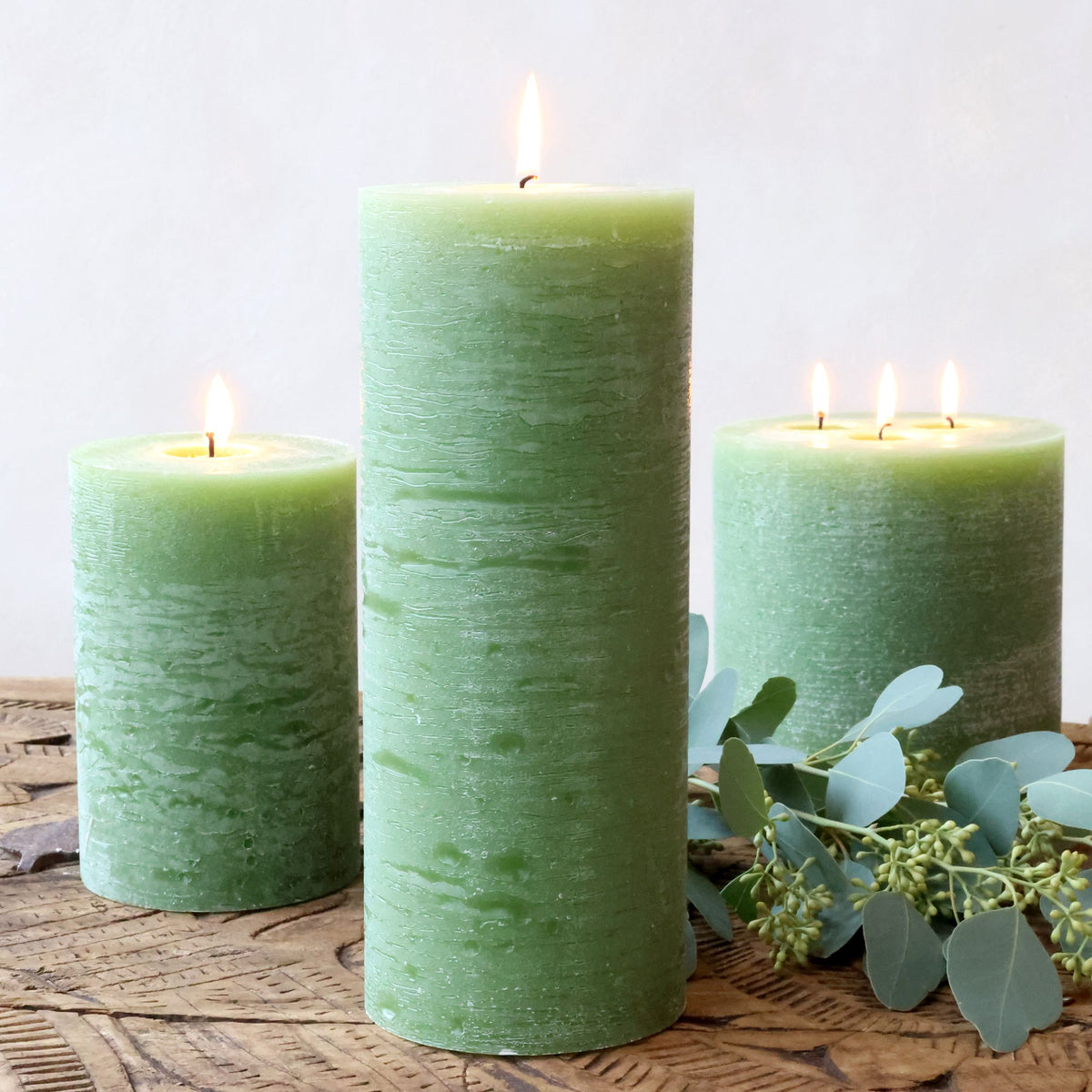 Stumpenkerze Macon in Forrest Green, 25 cm hoch