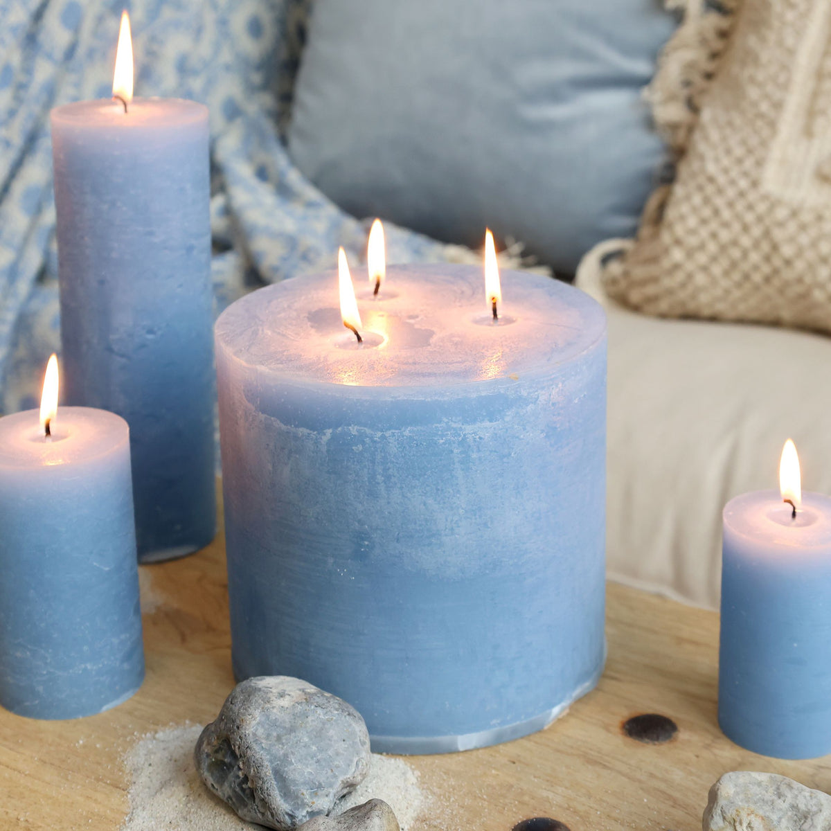 Macon Stumpenkerze mit 3 Dochten, 15 cm, sky blue