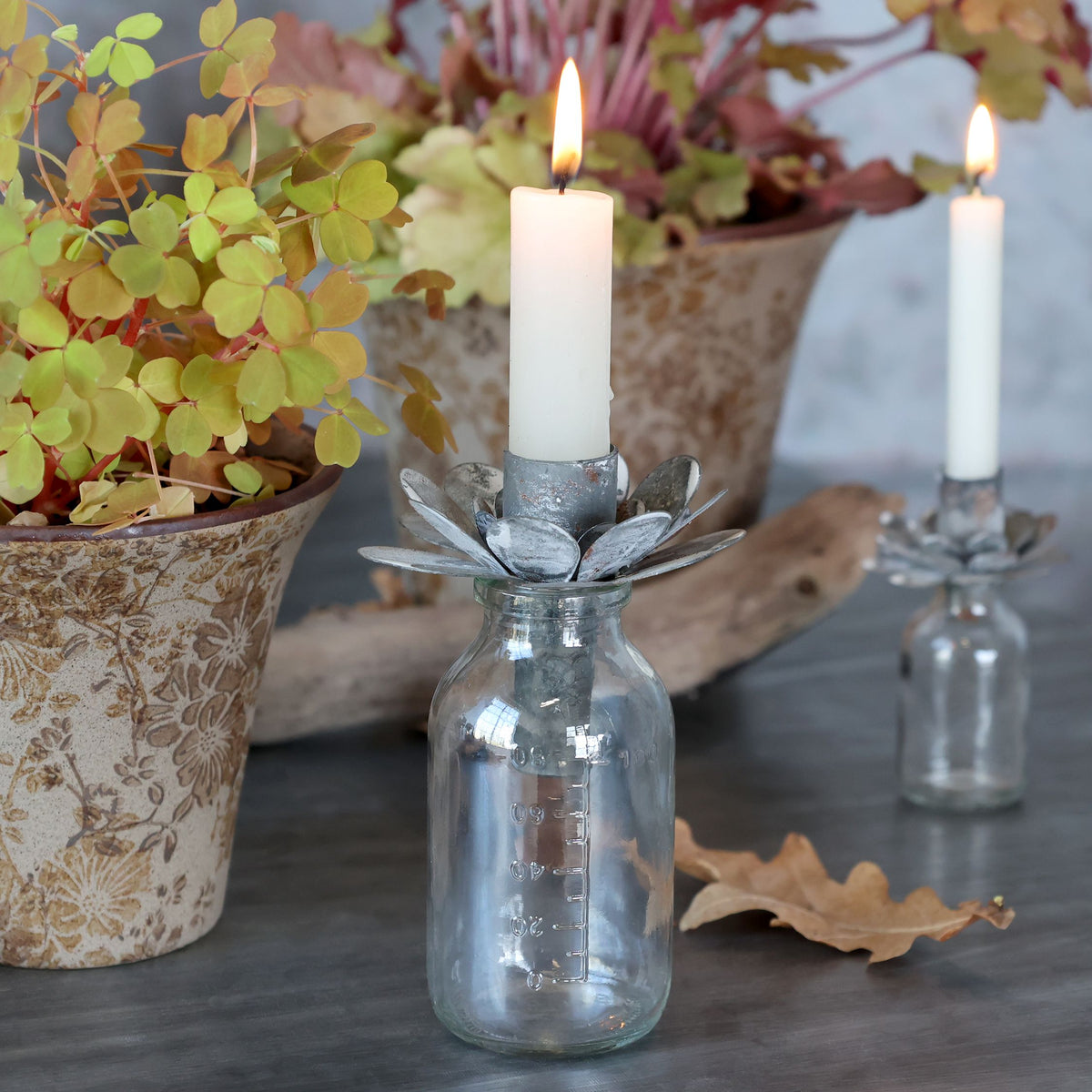 Flasche mit Lichthalter als Kerzenständer, antique zink