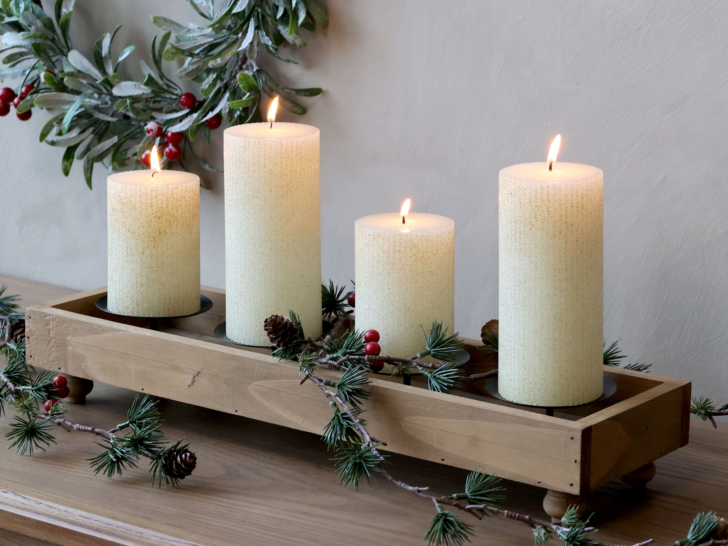 Kerzenständer für Stumpenkerzen, 4-armig, Holz natur