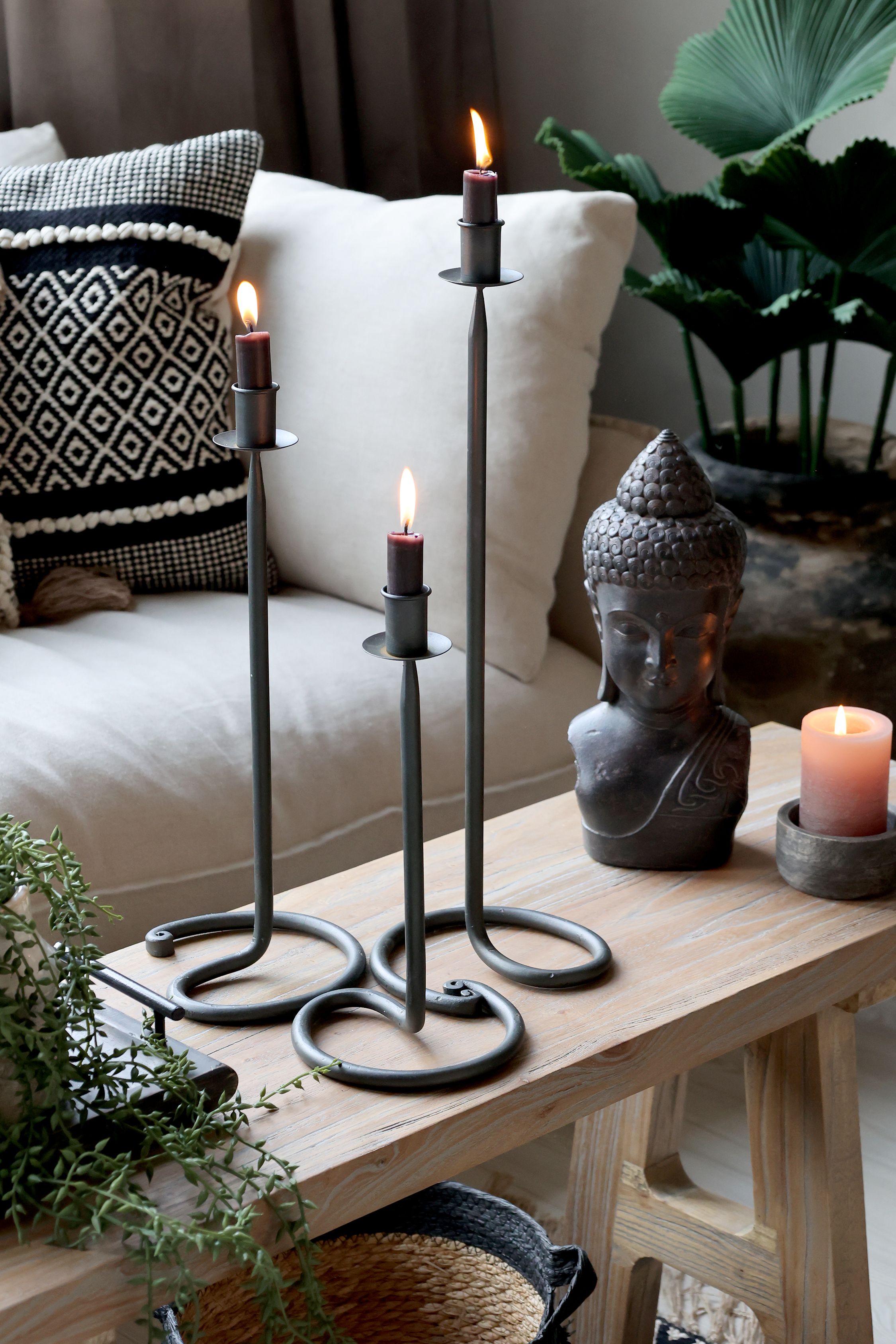 Kerzenständer aus Eisen, antik schwarz, 40 cm hoch