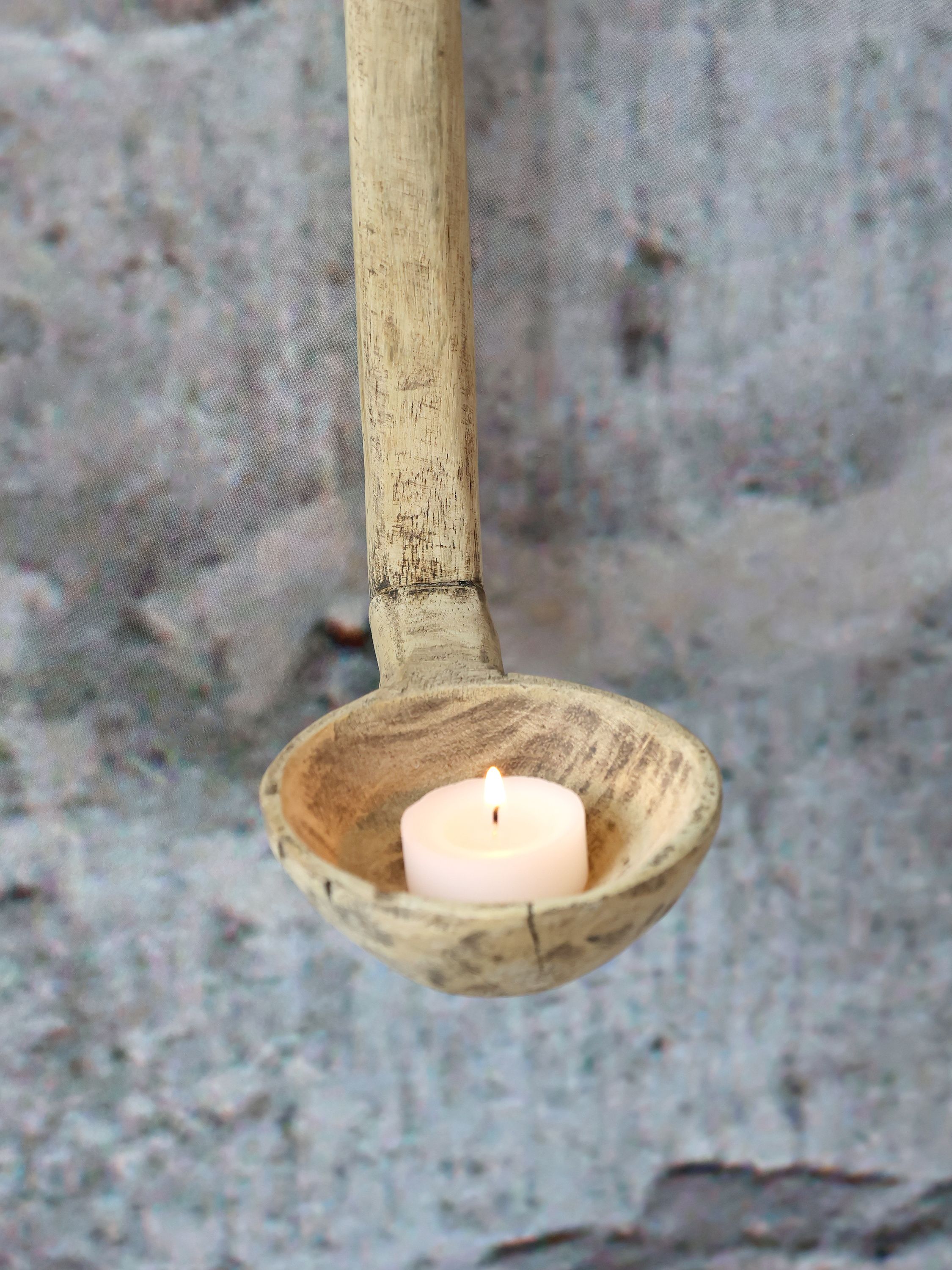 Wandkerzenhalter aus Holz für Teelichter, 37 cm hoch