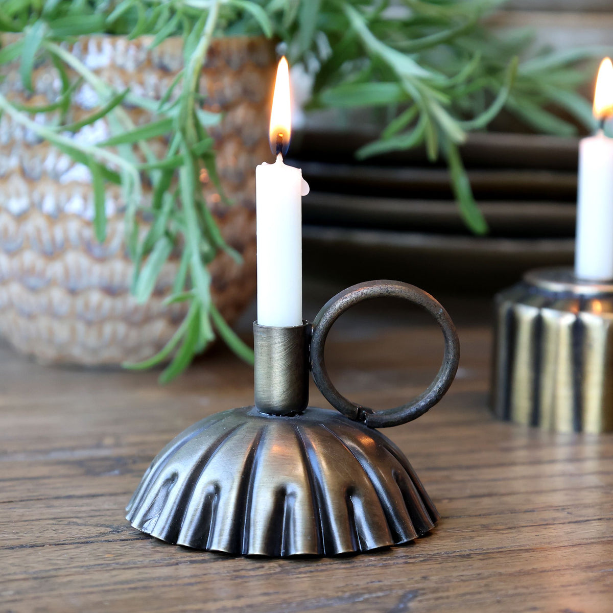 Kammerleuchter aus Eisen in Antique Messing