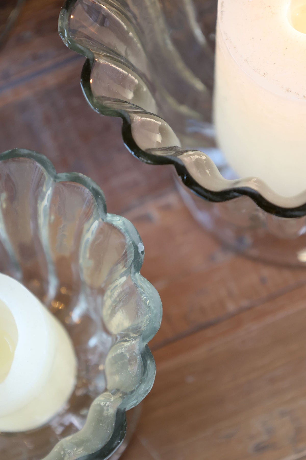 Windlicht auf Fuß aus Glas, 19 cm hoch, klar