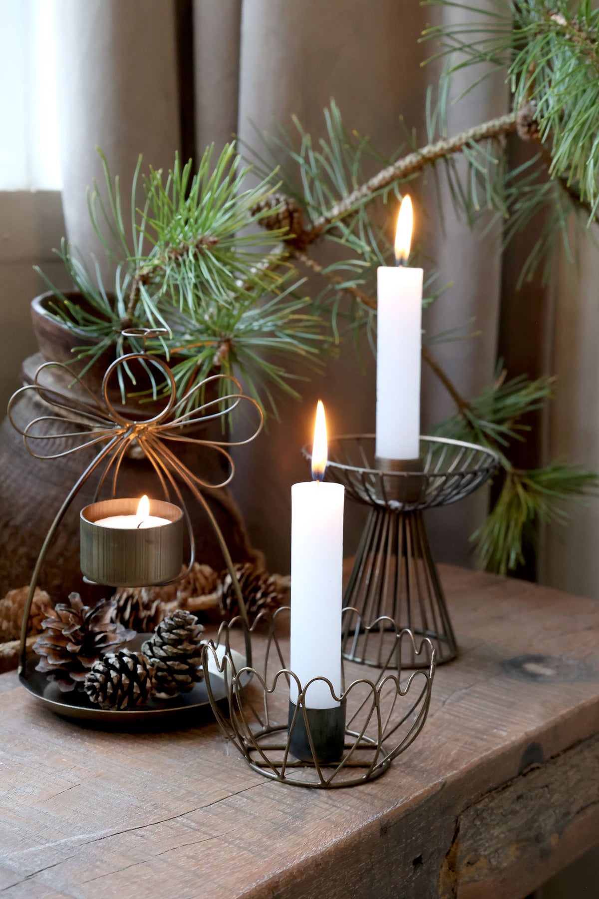 Kerzenständer mit Engel aus Eisen, 16 cm hoch