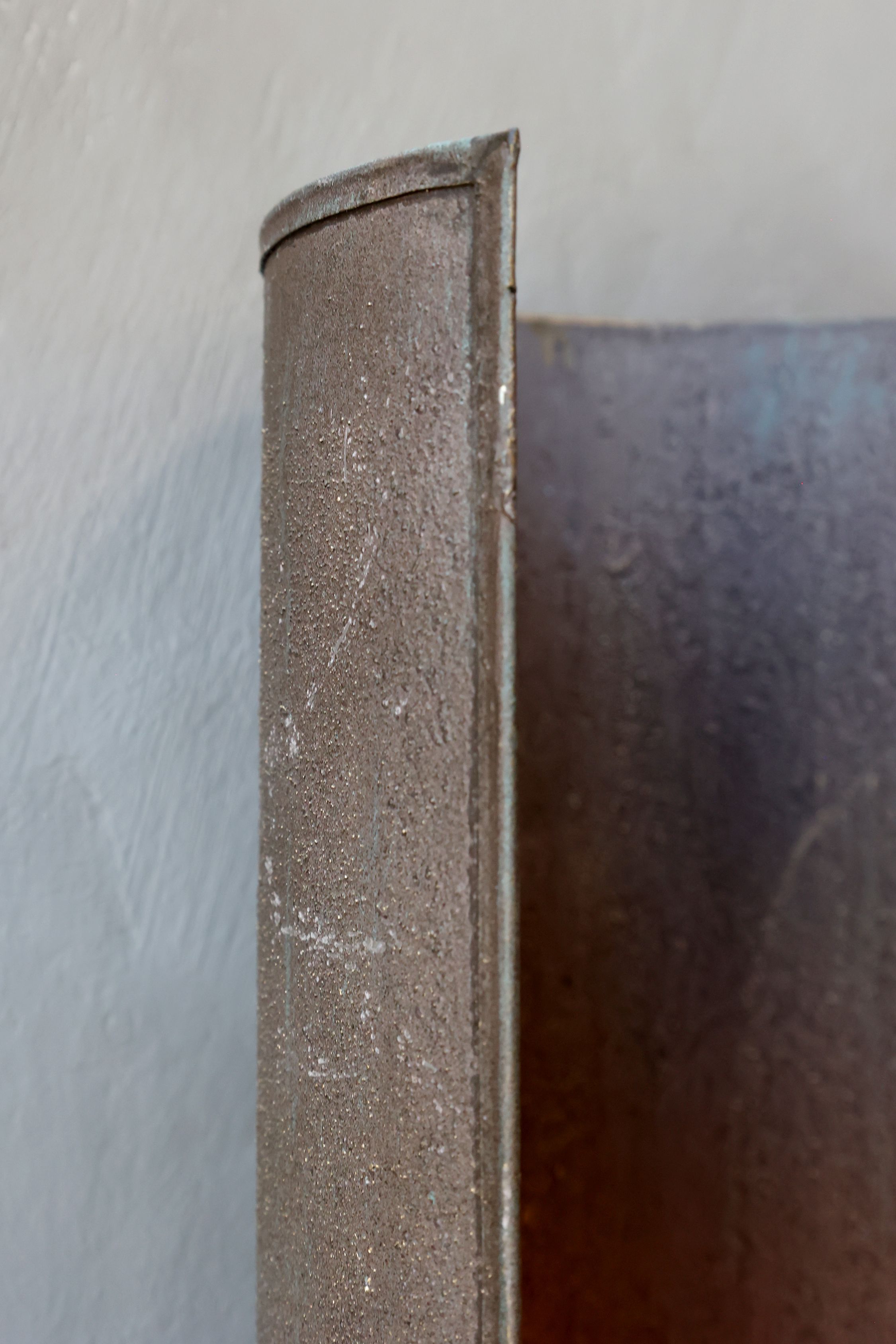 Kerzenhalter für die Wand aus Eisen, antik mokka