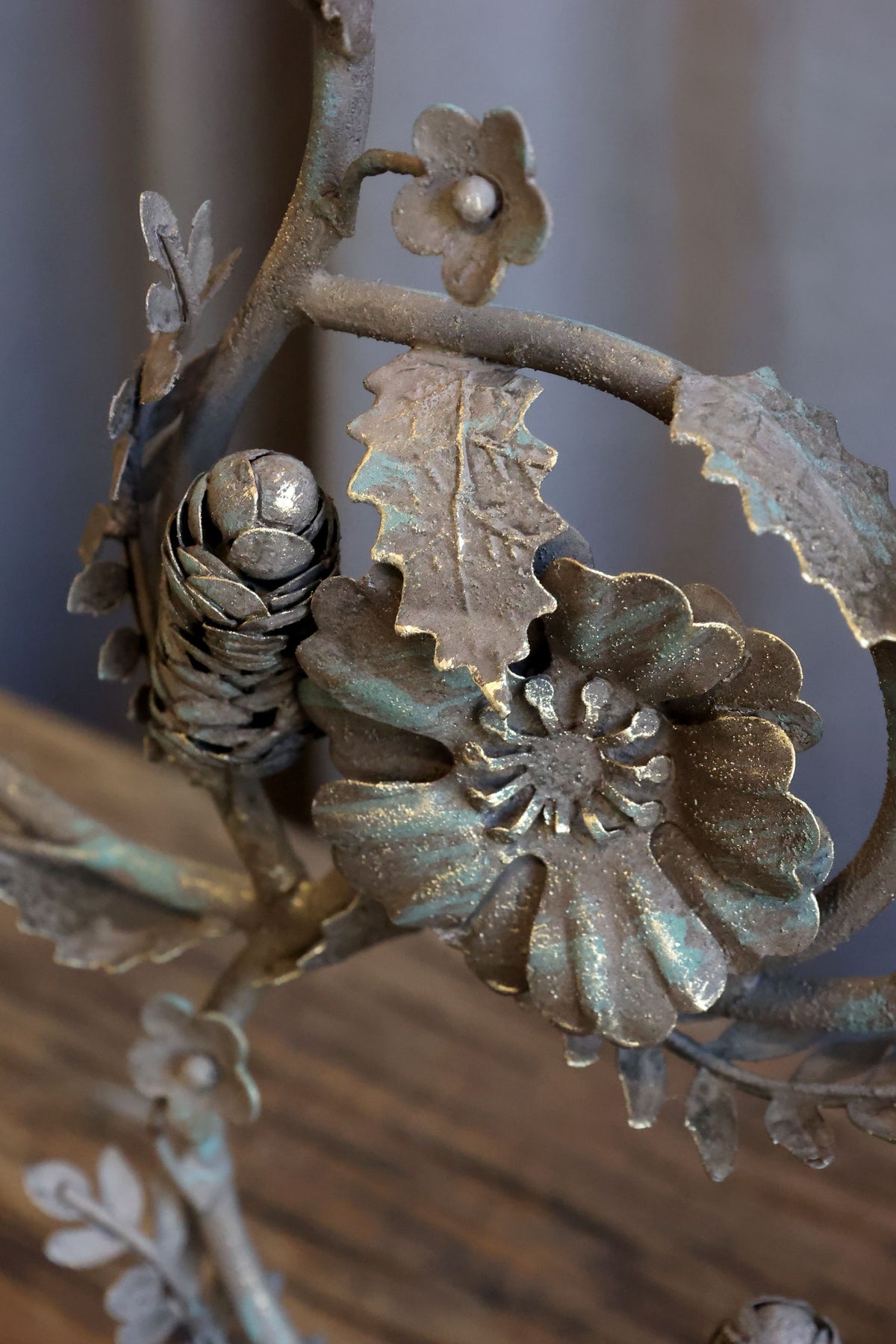 Kerzenständer im Kirchenstil aus Eisen, antique mokka