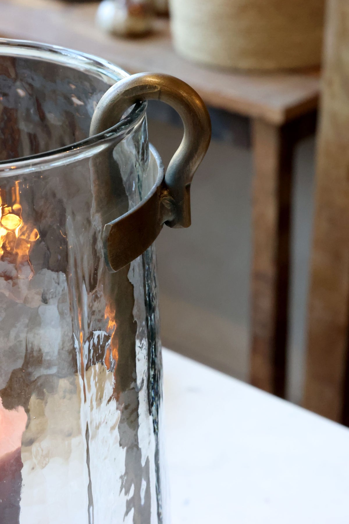 Windlicht aus Glas, 29 cm hoch, mit Messing-Kerzenhalter