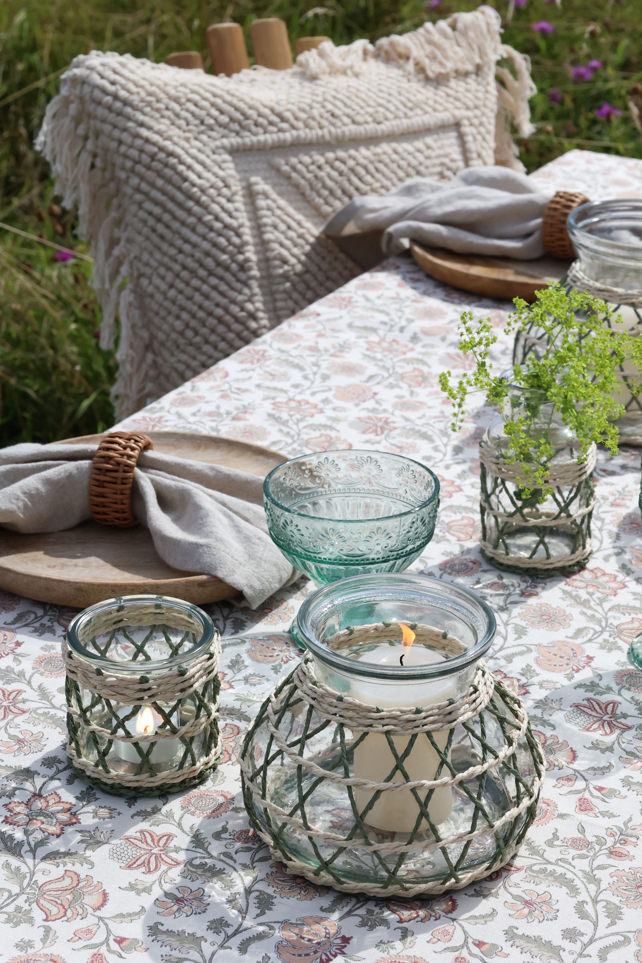 Windlicht aus Glas mit geflochtener Schnur, 8 cm hoch