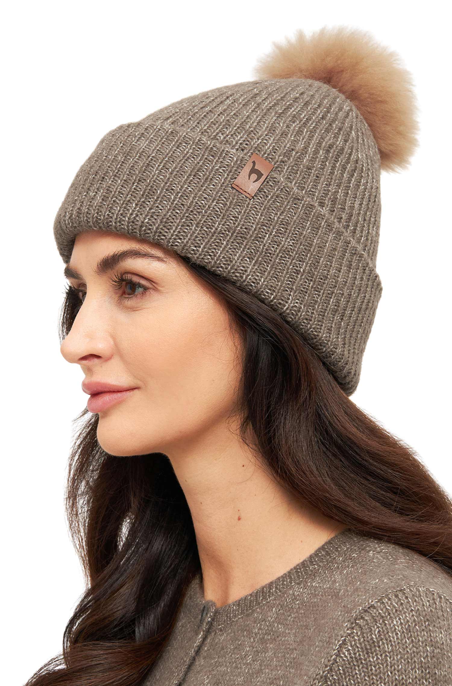Alpaka Mütze PACA mit Bommel aus Baby Alpaka-Merino-Mix