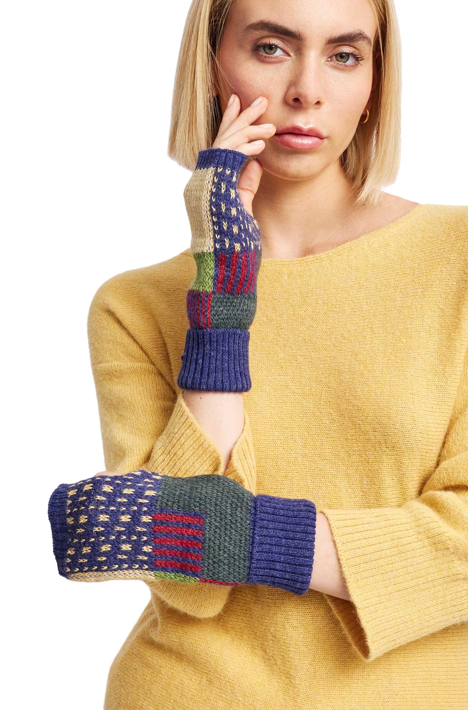 Alpaca wrist warmers WINDSOR made from 100% baby alpaca