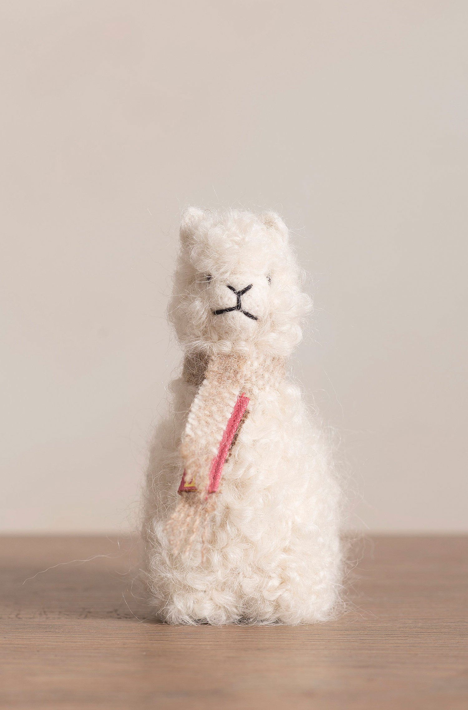 Alpaca QÓNI PEQUEÑO plush toy decoration 7cm wool