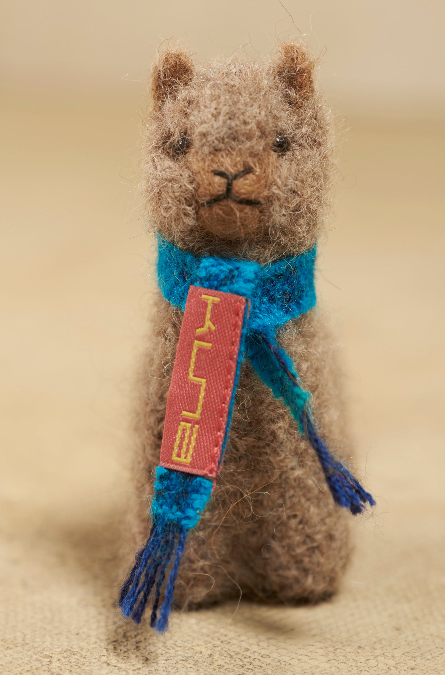 Alpaka QÓNI PEQUEÑO Plüschtier Dekoration 7cm Wolle