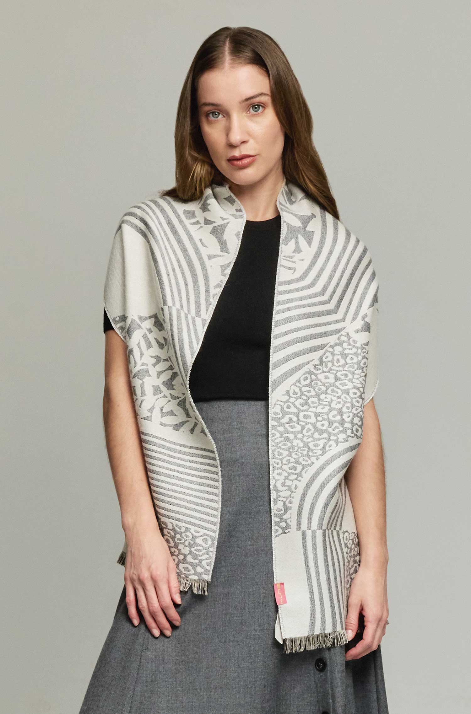 Alpaka Webschal YOGI aus Baby Alpaka & Seide