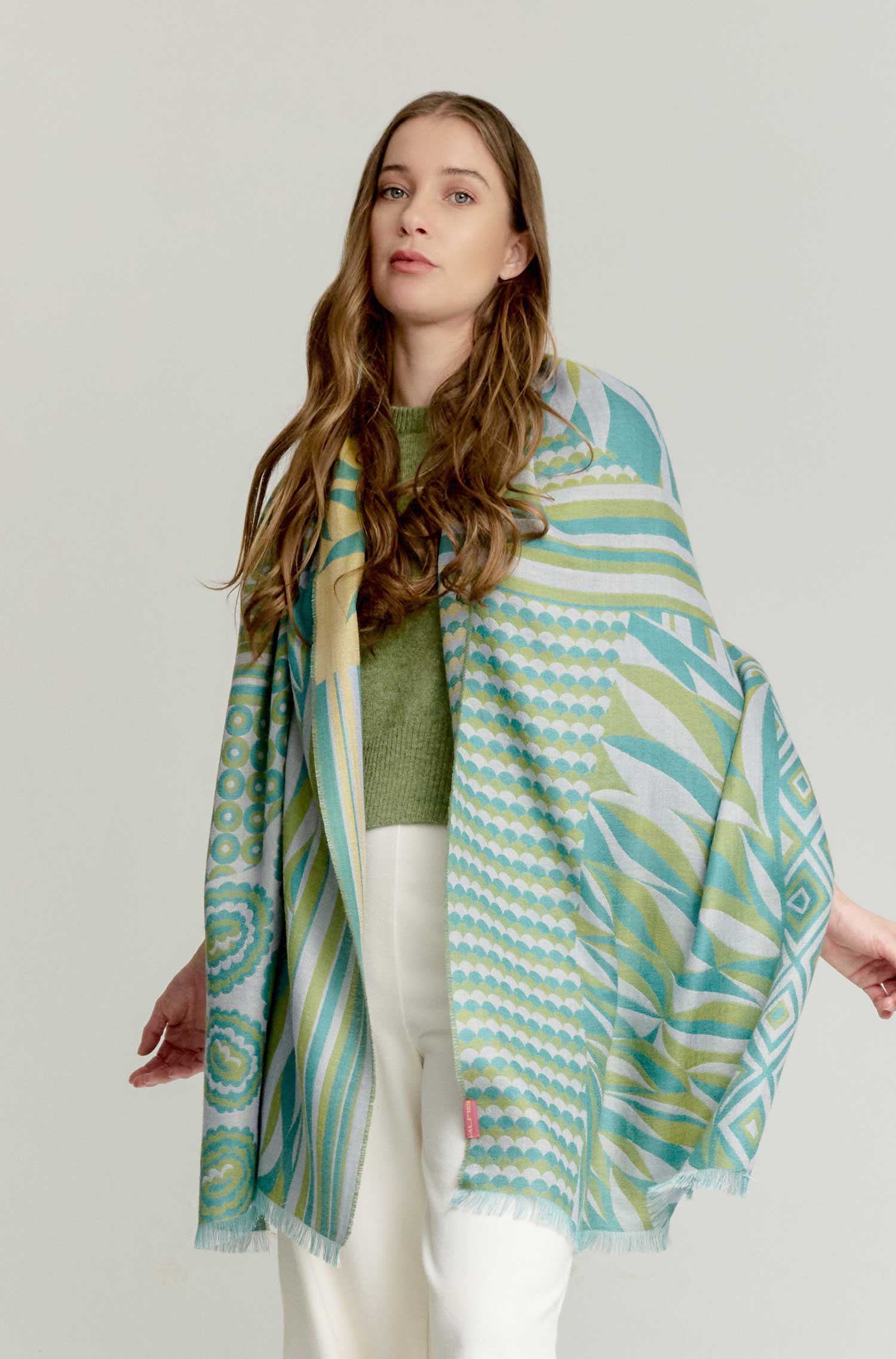 Alpaka Webschal YSILY aus Baby Alpaka & Seide