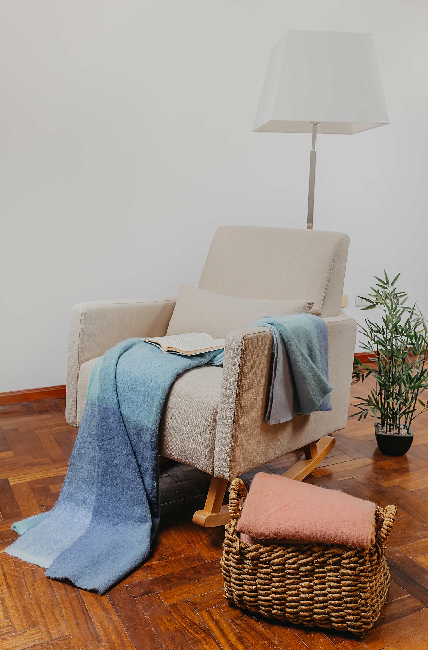 VIVERE blanket by KUNA